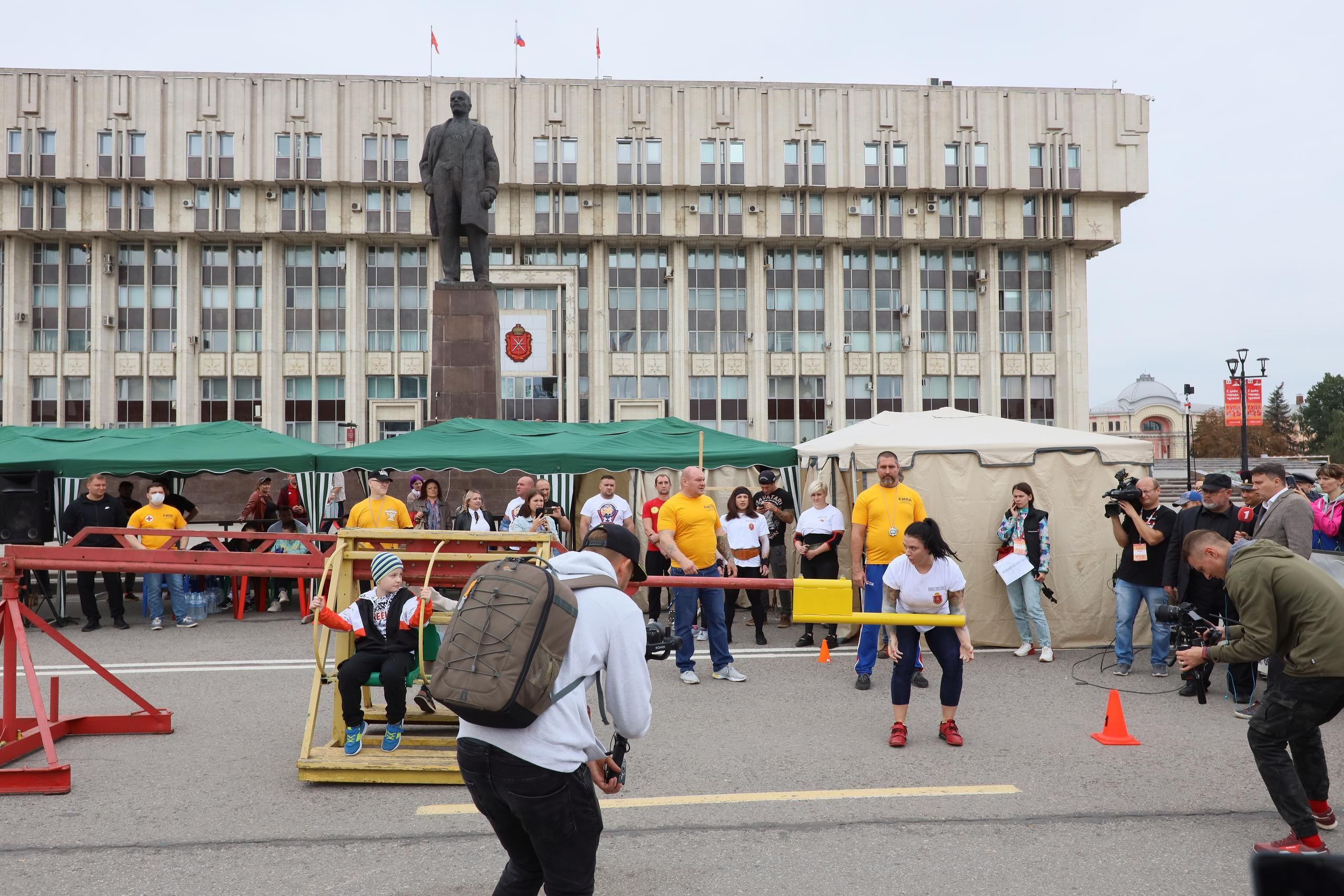 Туле 875 лет. Площадь Ленина, Казанская набережная. Октава. Муз. Вересаева. Фотограф в Туле Крупский АнДРей. Фотостудия «КАДР71» в Туле