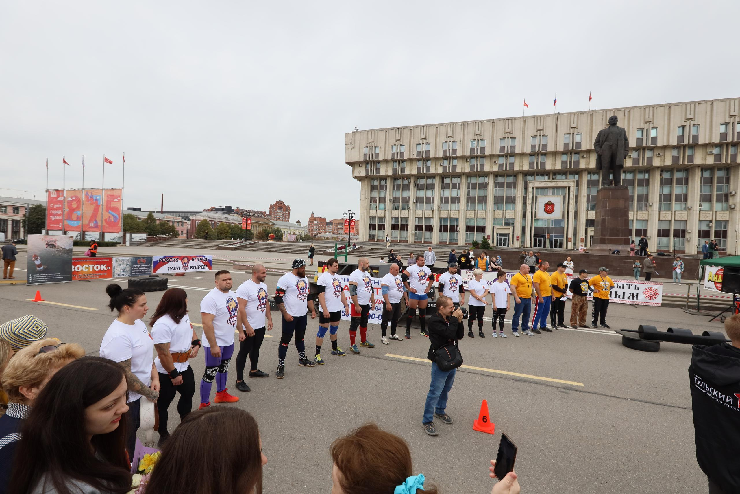 Туле 875 лет. Площадь Ленина, Казанская набережная. Октава. Муз. Вересаева. Фотограф в Туле Крупский АнДРей. Фотостудия «КАДР71» в Туле