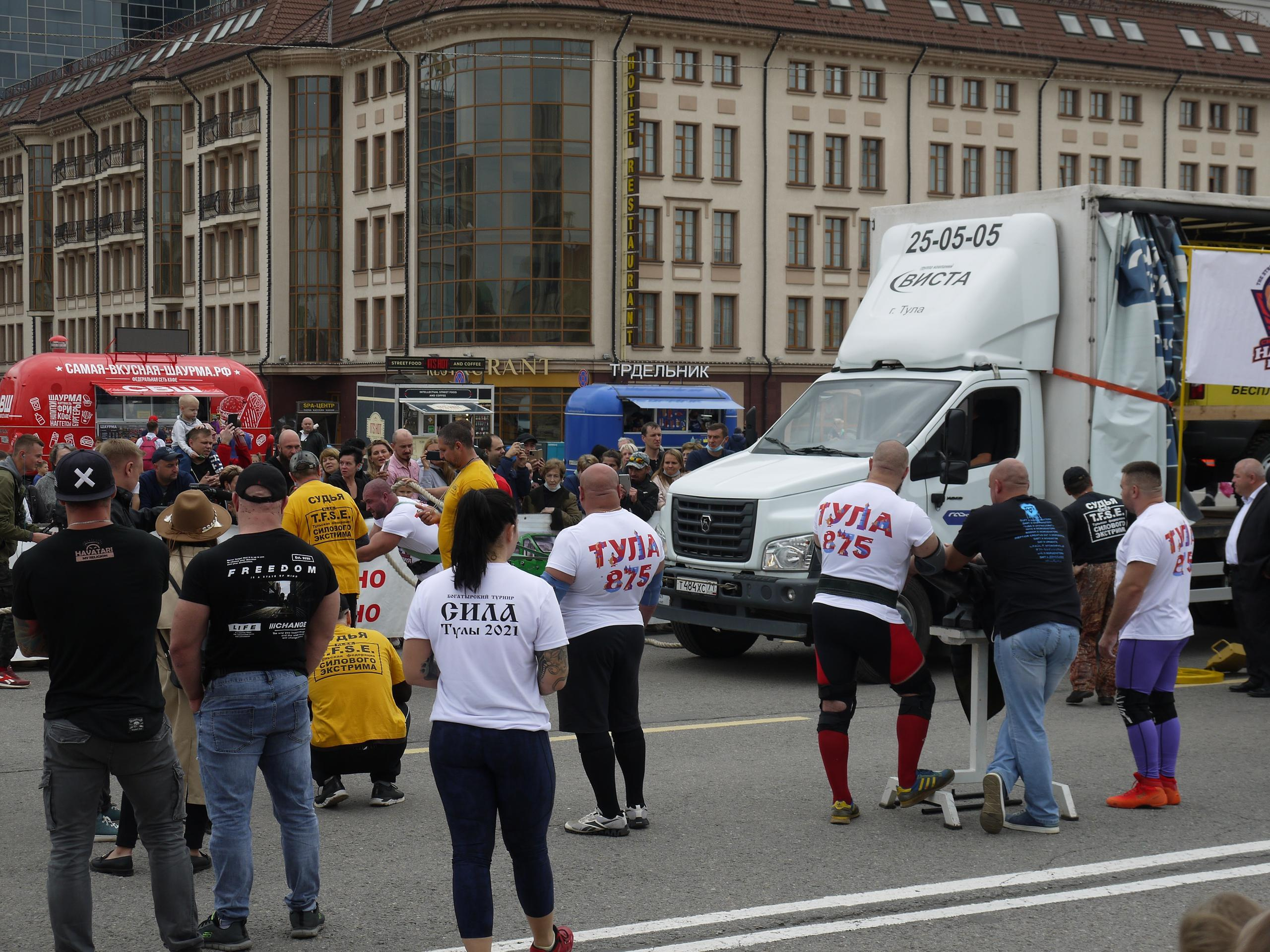 Туле 875 лет. Площадь Ленина, Казанская набережная. Октава. Муз. Вересаева. Фотограф в Туле Крупский АнДРей. Фотостудия «КАДР71» в Туле