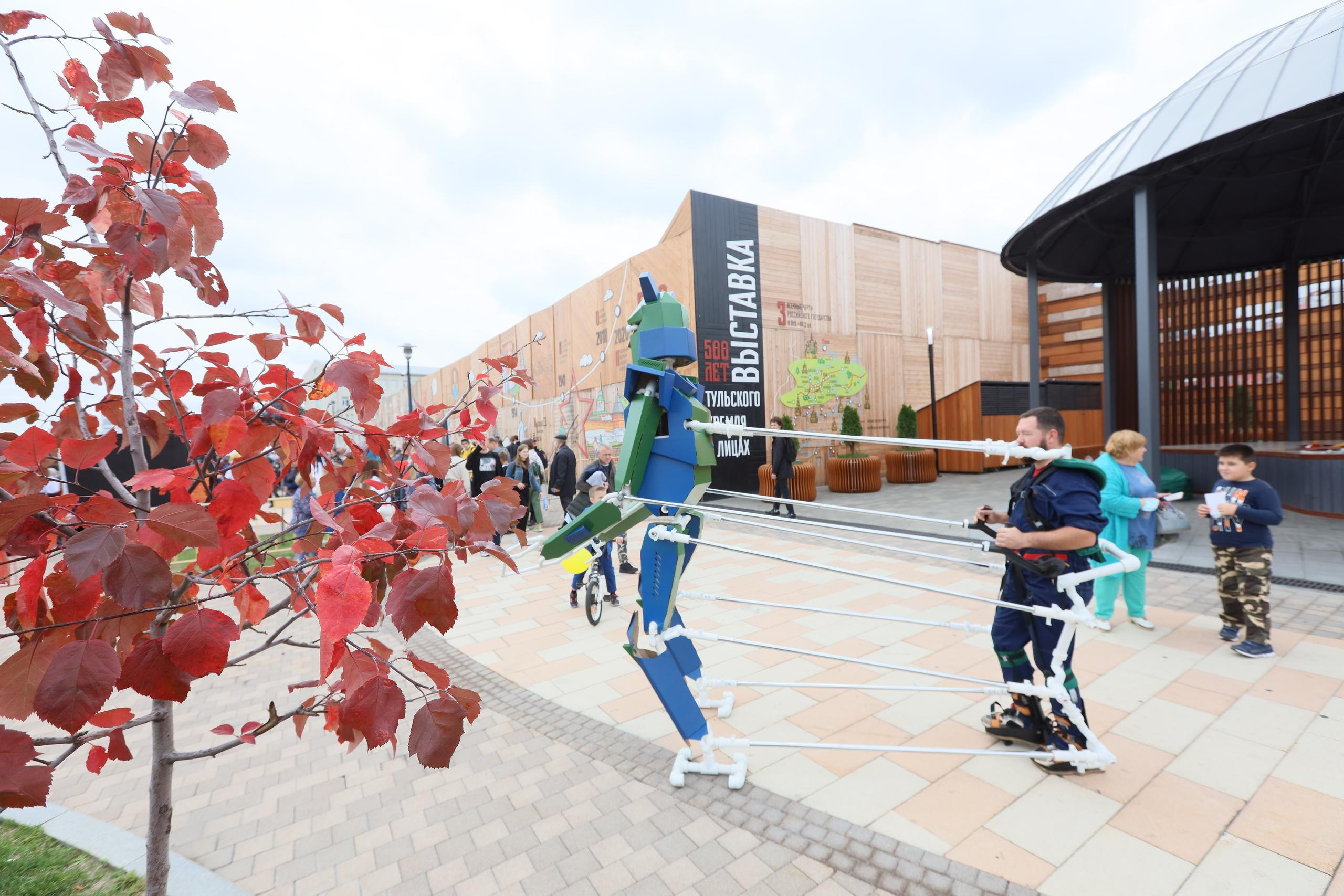 Туле 875 лет. Площадь Ленина, Казанская набережная. Октава. Муз. Вересаева. Фотограф в Туле Крупский АнДРей. Фотостудия «КАДР71» в Туле