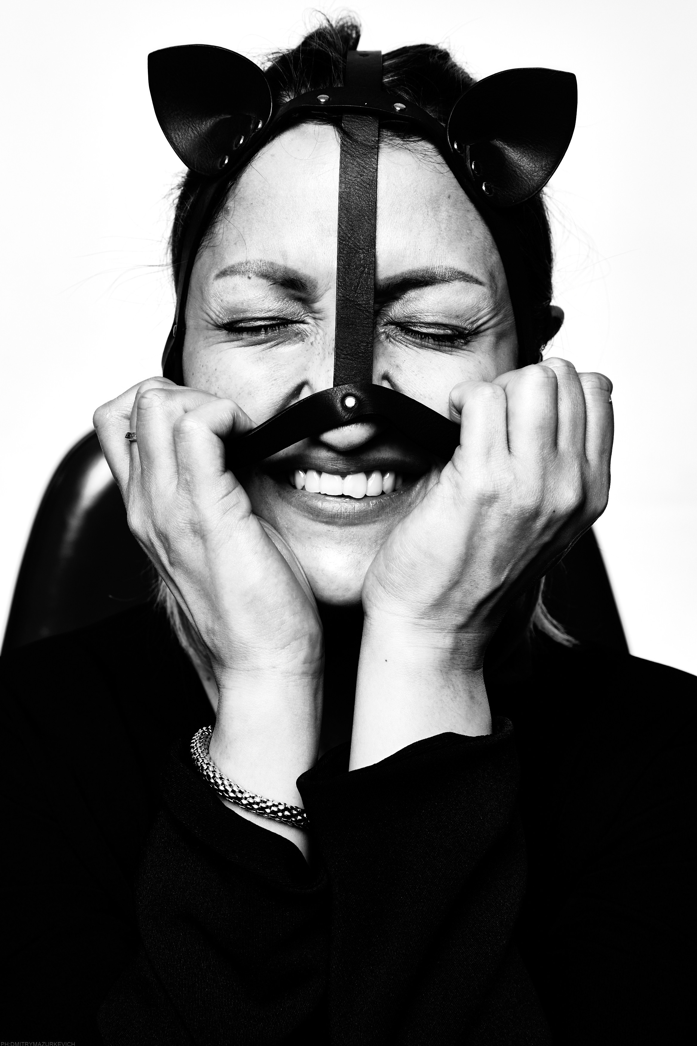 Grottesco. Дмитрий Мазуркевич: Профессиональный Репортажный Фотограф