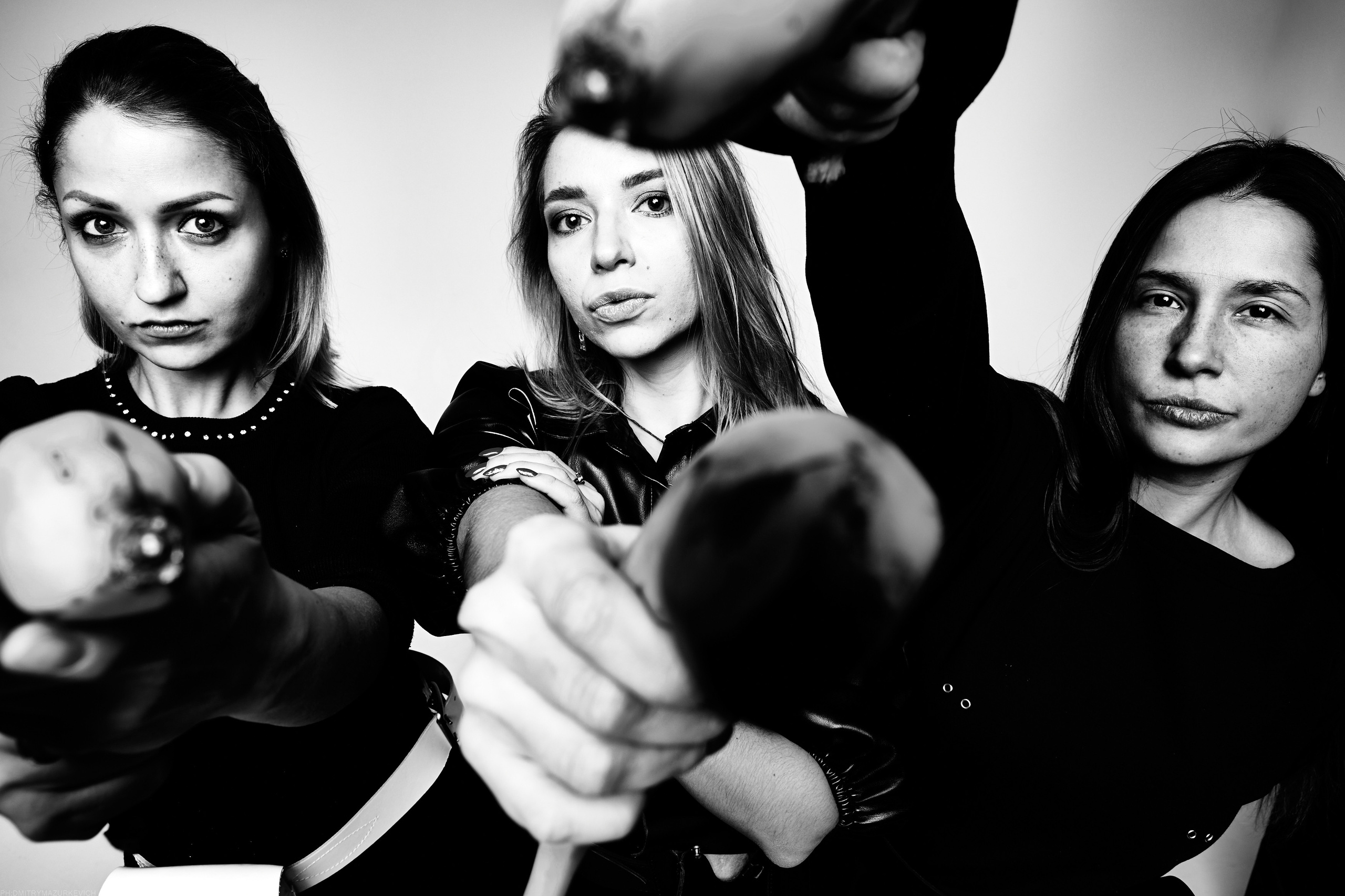 Grottesco. Дмитрий Мазуркевич: Профессиональный Репортажный Фотограф