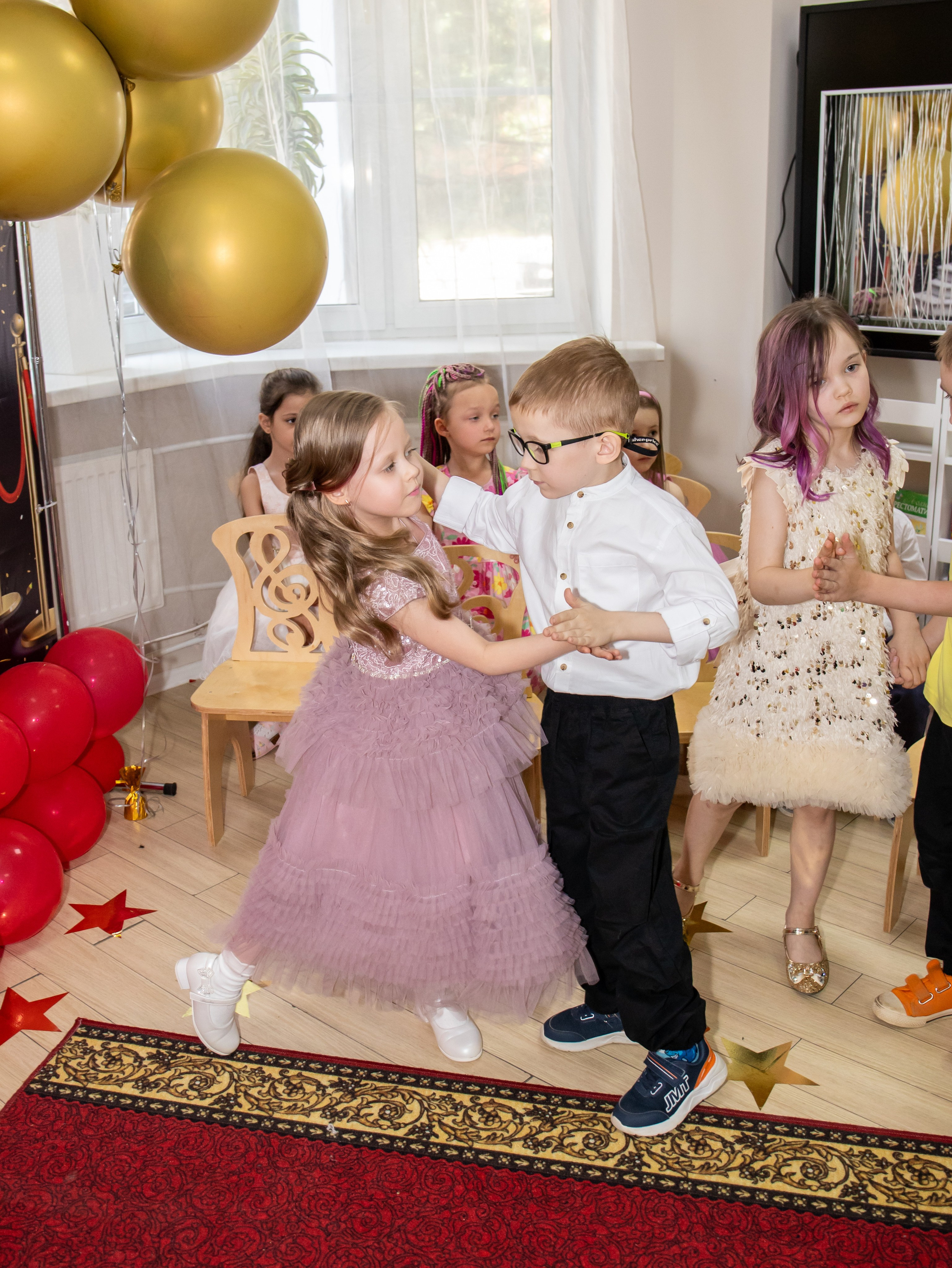 Утренник дет сад. Свадебный и семейный фотограф в Москве Мила Широких