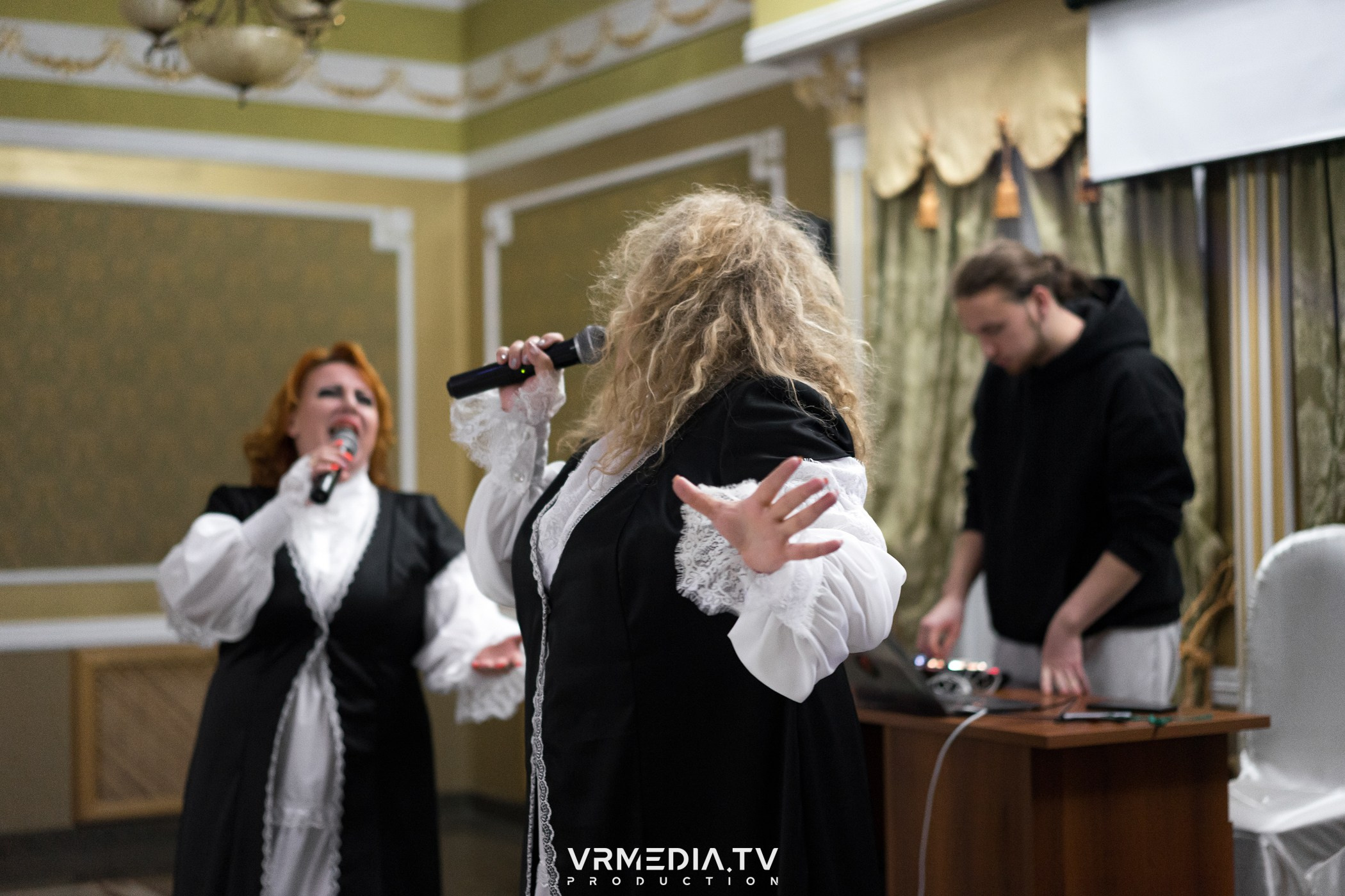 РОМОВЫЕ БАБЫ в ресторане «Империя»