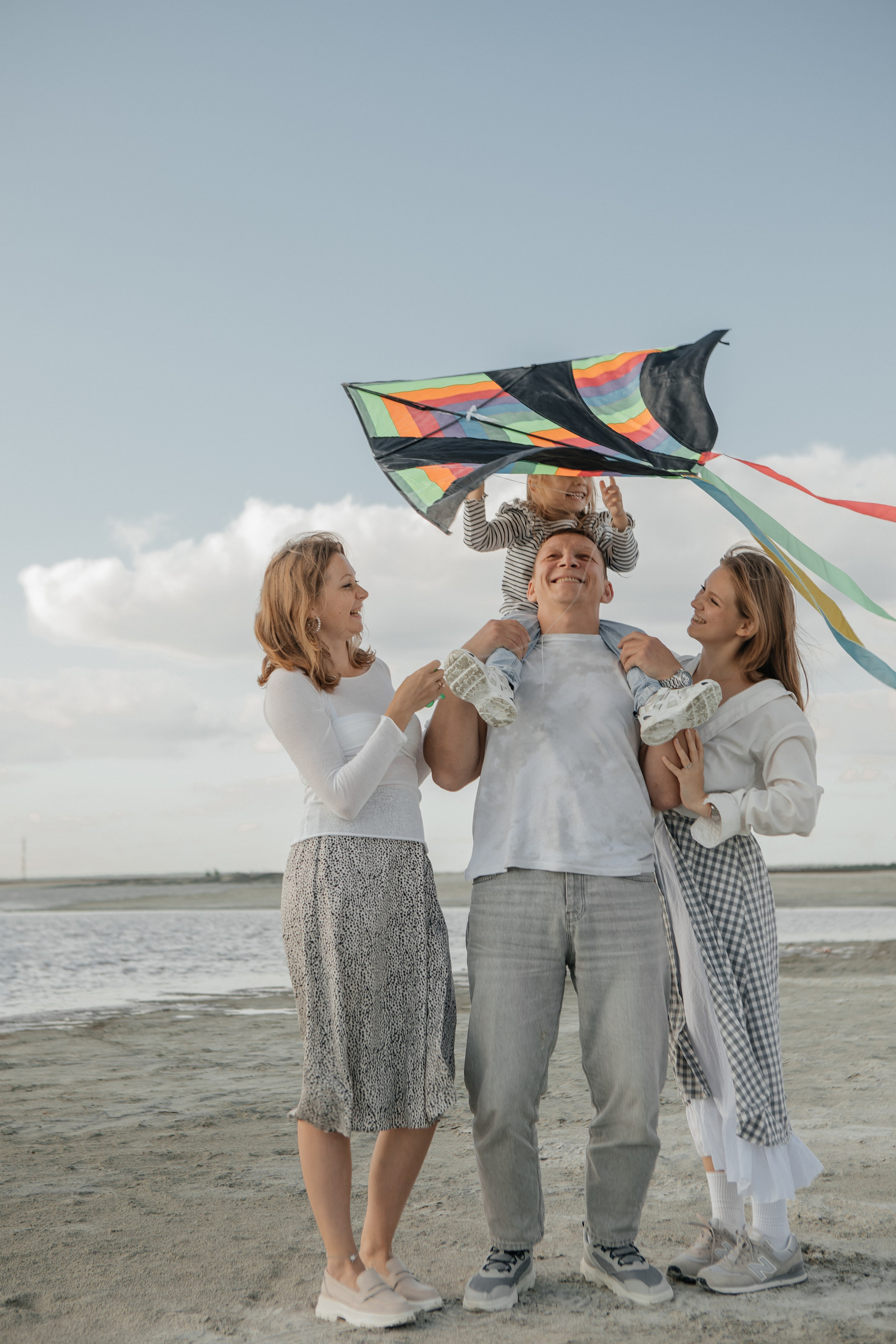 Семейная фотосессия в песках. Свадебный и семейный фотограф Ибрагимова Мария из Екатеринбурга