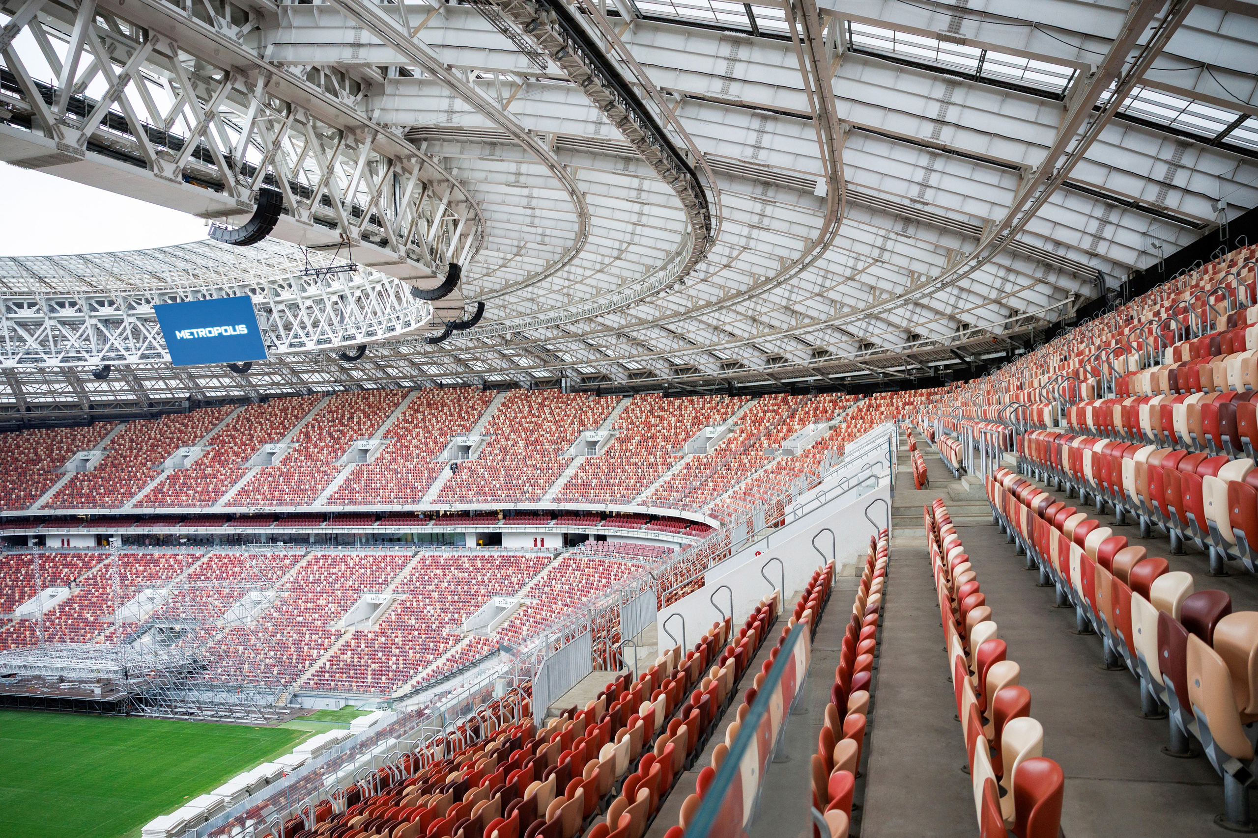 Metropolis. Репортажный фотограф в Москве Евгений Новиков