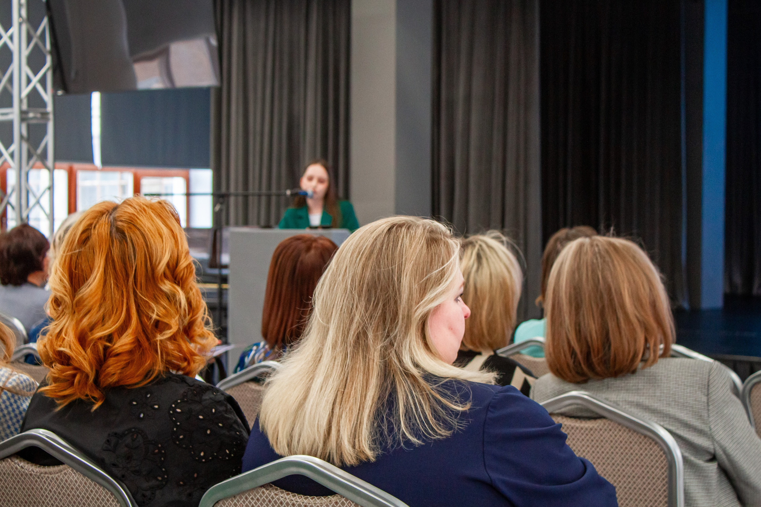 Ярмарка вакансий в Екатеринбургской академии современного искусства 2025