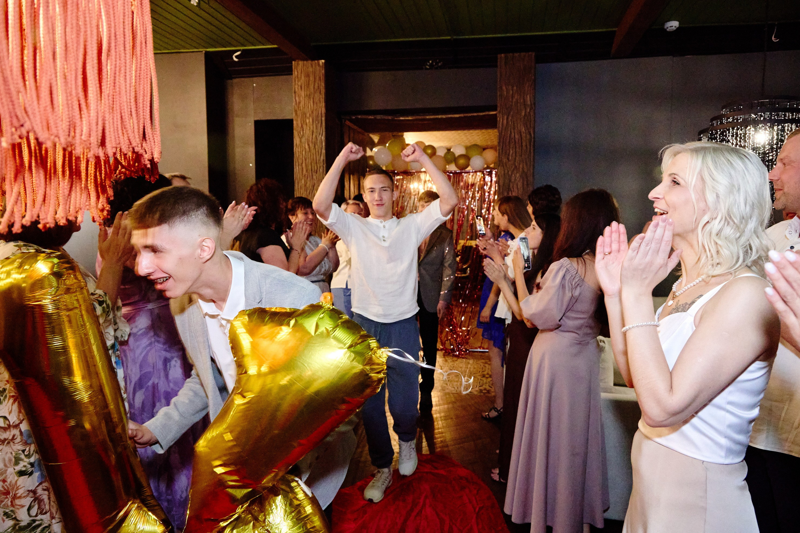 Выпускной 35 Сош. Фотограф Выпускные альбомы Таганрог Сергей Коробченко