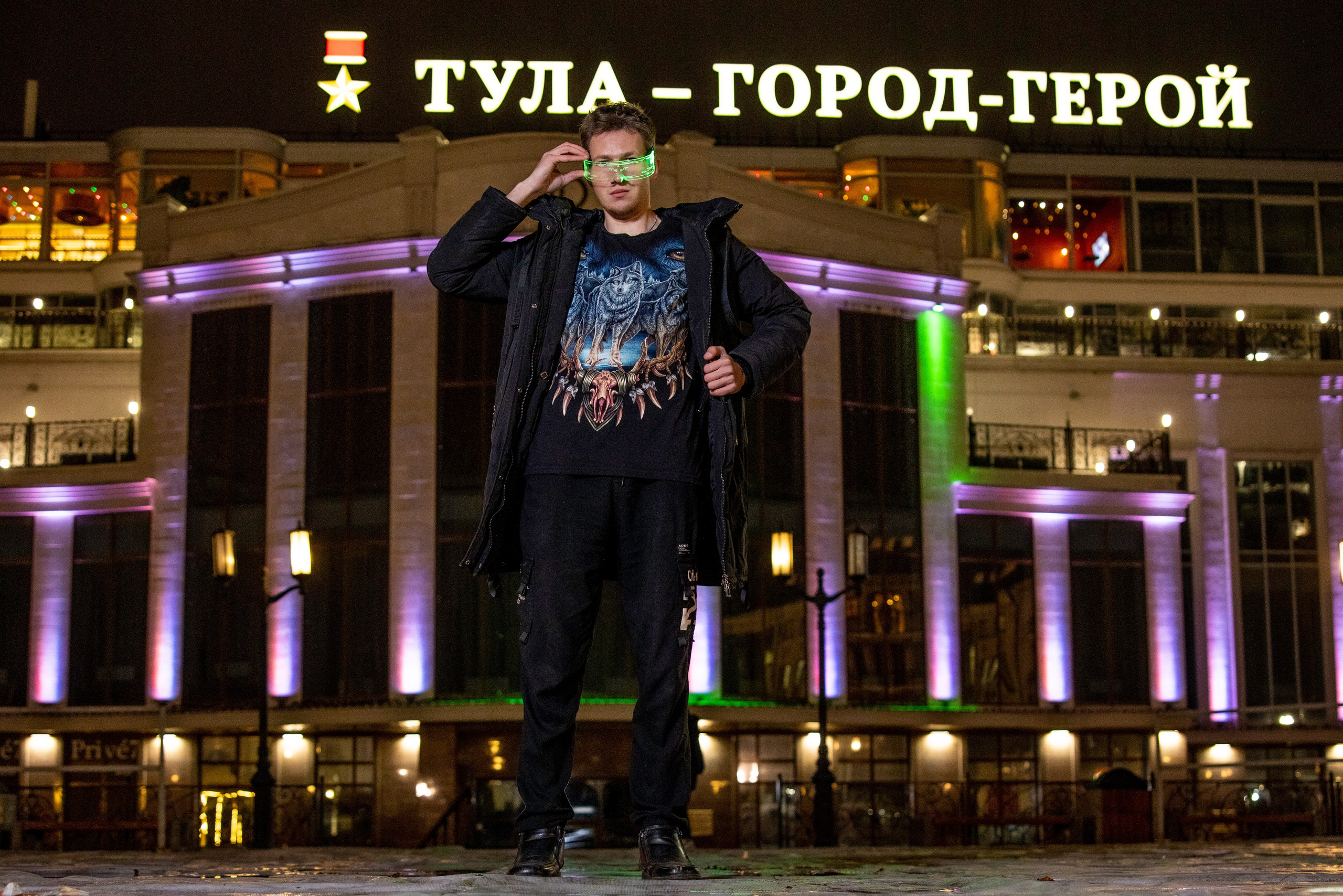 Мужские портреты на улице и в интерьерах. Фотограф в Туле Крупский АнДРей. Фотостудия «КАДР71» в Туле