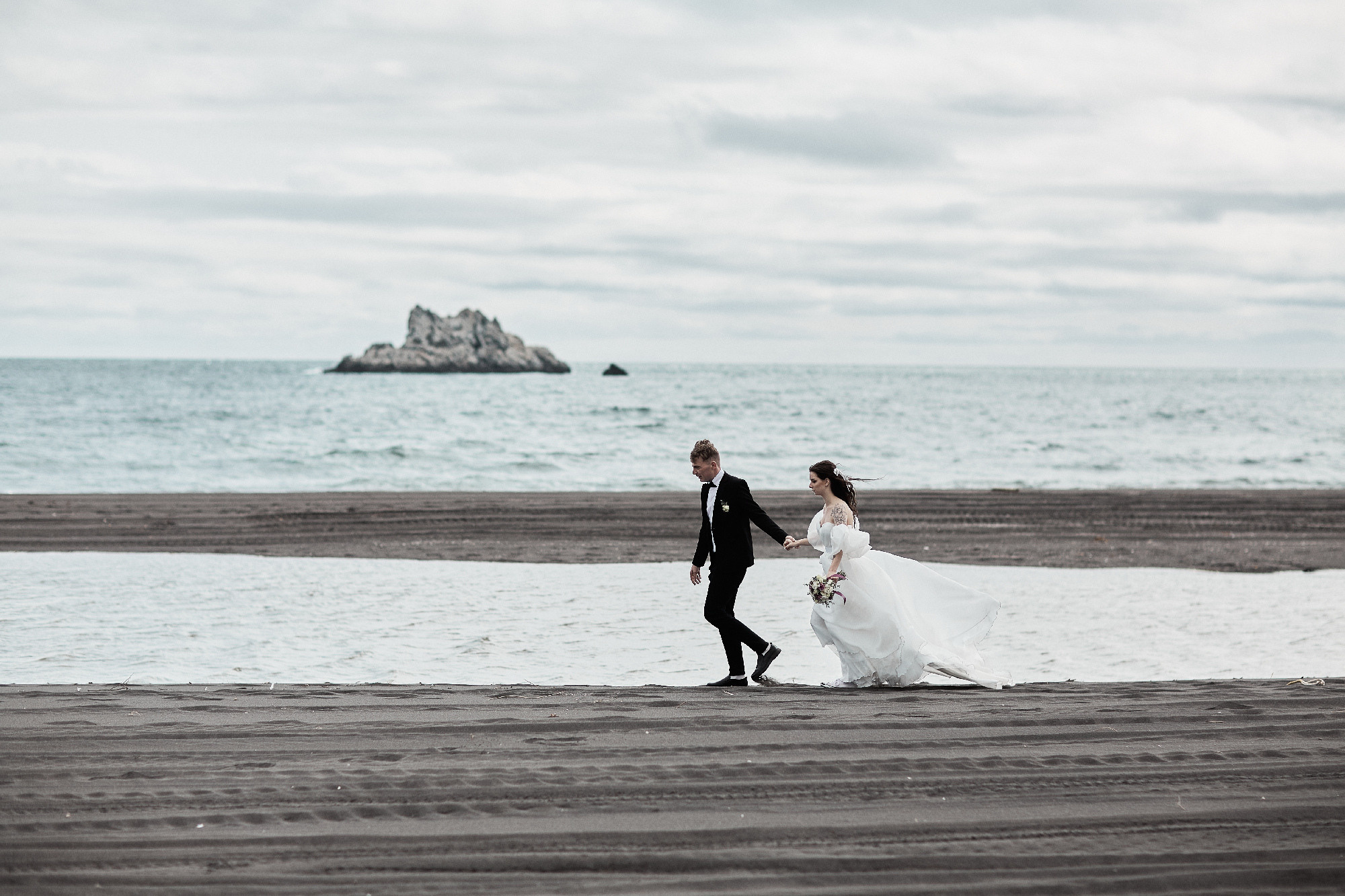 Денис и Арина Свадебный фотограф Камчатка Панов Ян. Свадебный фотограф на Камчатке Ян Панов