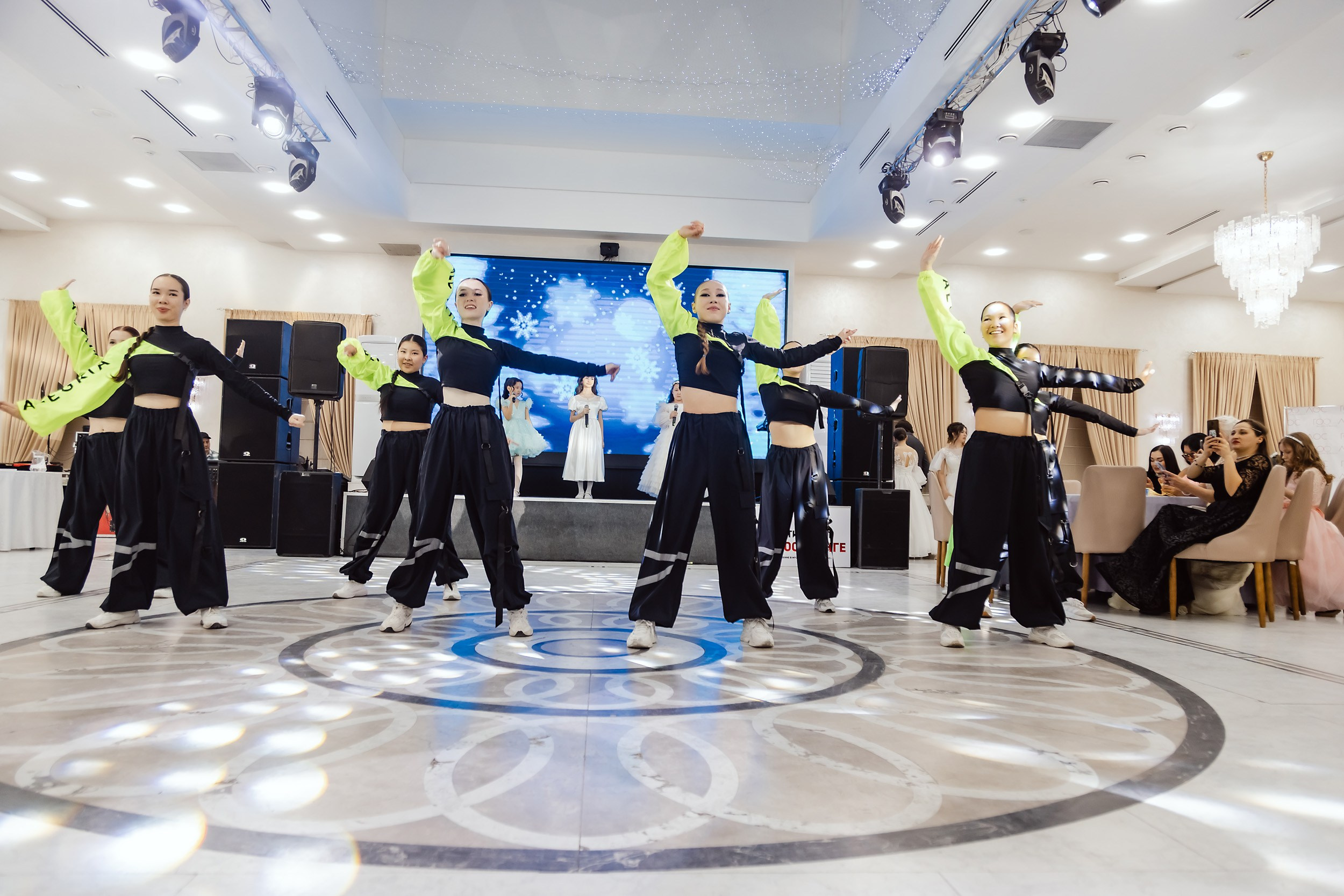 Большой Отчетный Бал Музыкального Дома Голос. Кипятком Павлодар