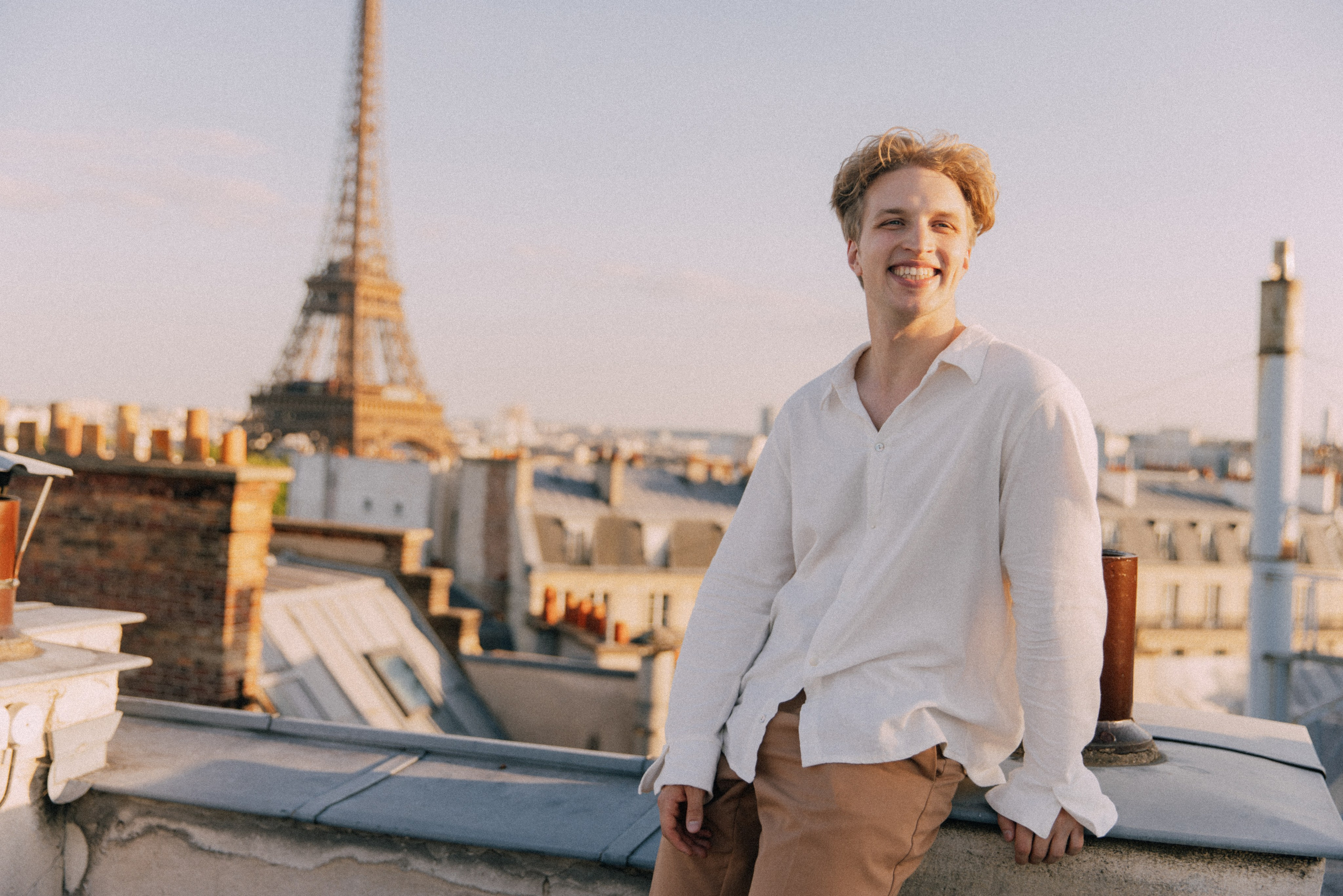 On the rooftops of Paris. Photographer in Paris