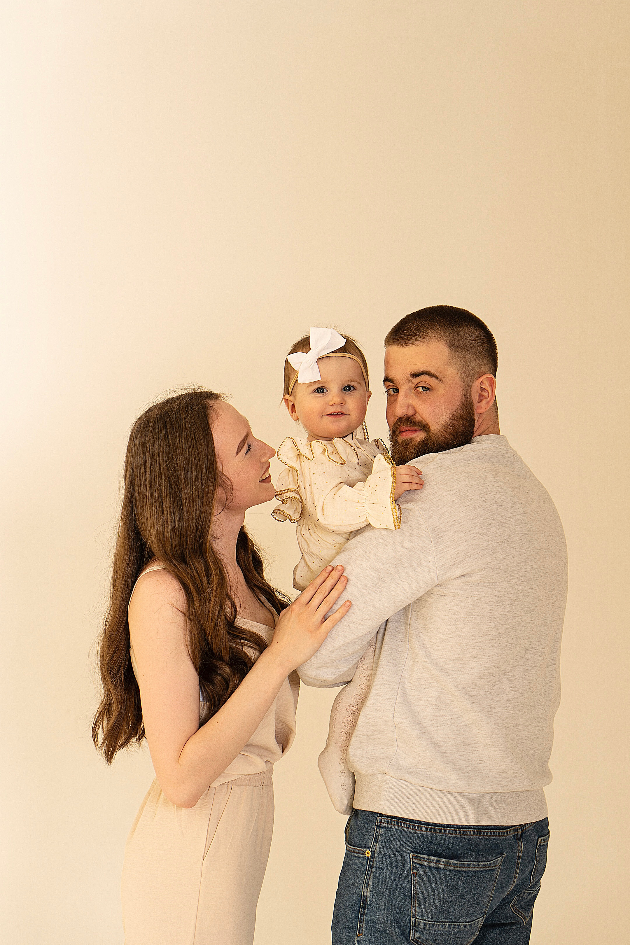 Софья Фотосессия на Годик. Свадебный фотограф в Петропавловске-Камчатском Артур Зябов