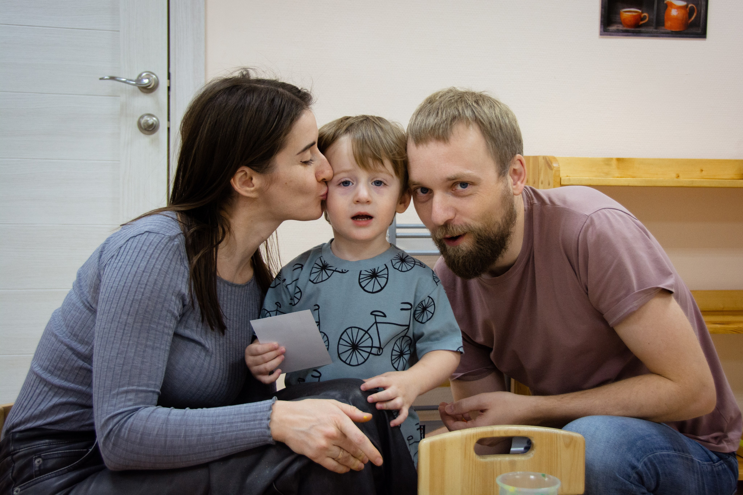 День матери. Дальневосточный Монтессори Центр. Семейный и репортажный фотограф в Хабаровске Татьяна Болычева