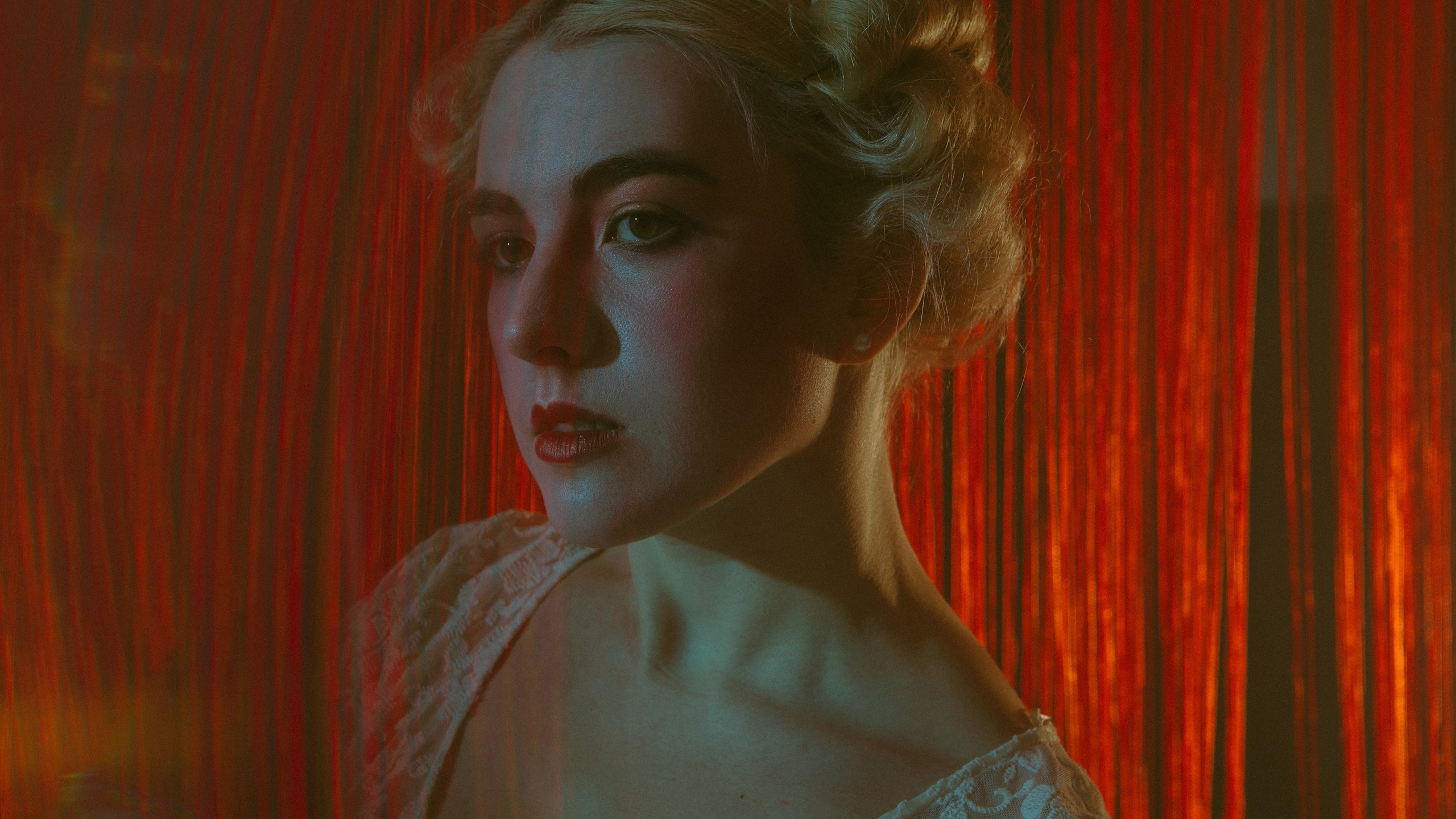 Красные нити. Allirubrum