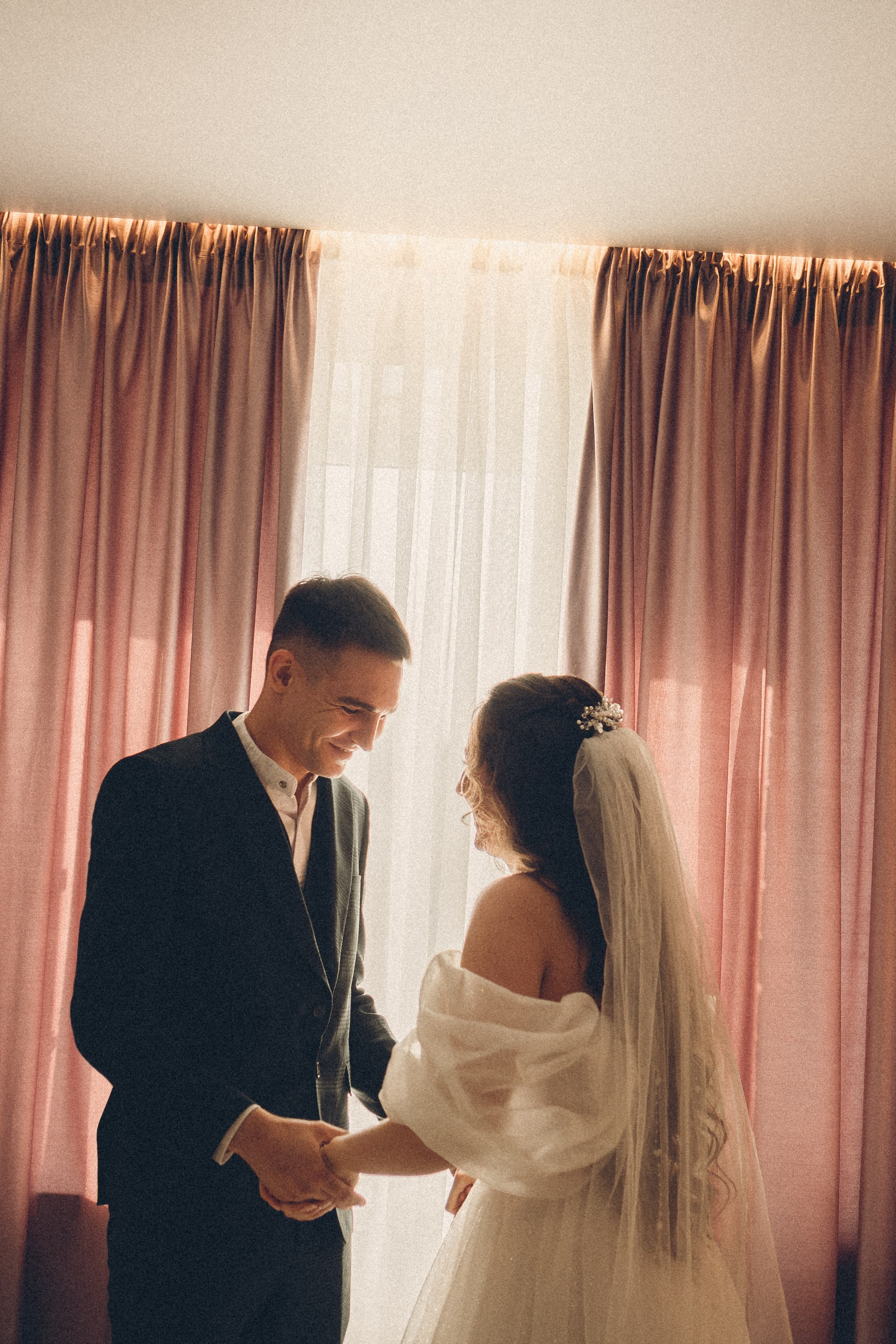 СВАДЕБНАЯ СЬЕМК В ПАРКЕ 300-ЛЕТИЯ. Профессиональный фотограф, Санкт-Петербург — Виктория Богомолова