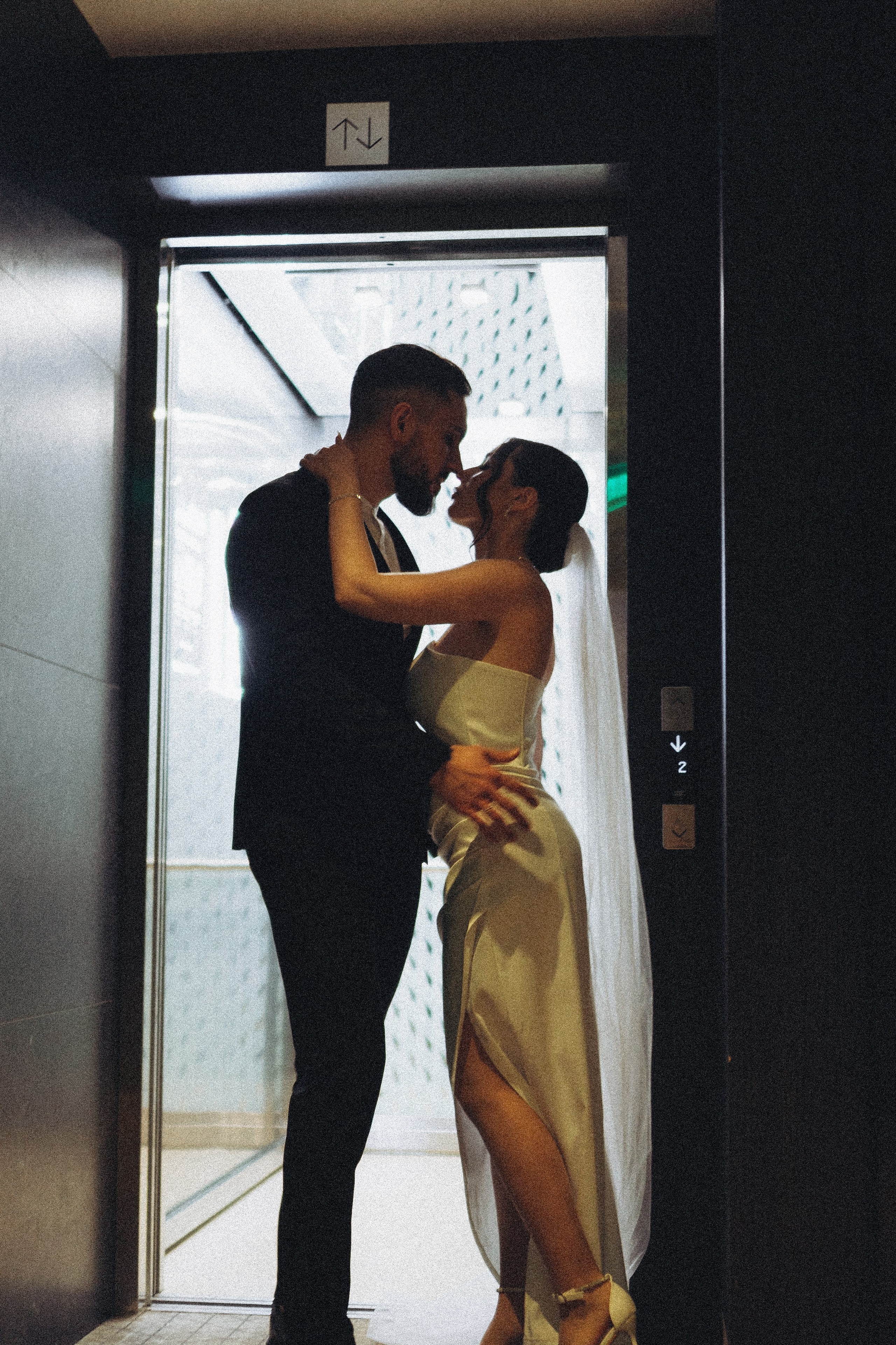 СВАДЕБНАЯ СЬЕМКА СБОРОВ ЖЕНИХА И НЕВЕСТЫ В ОТЕЛЕ И ТАКЖЕ ФОТОСЕССИИЯ В ОТЕЛЕЕ МЕГАПОЛИС БРЯНСК. Профессиональный фотограф, Санкт-Петербург — Виктория Богомолова