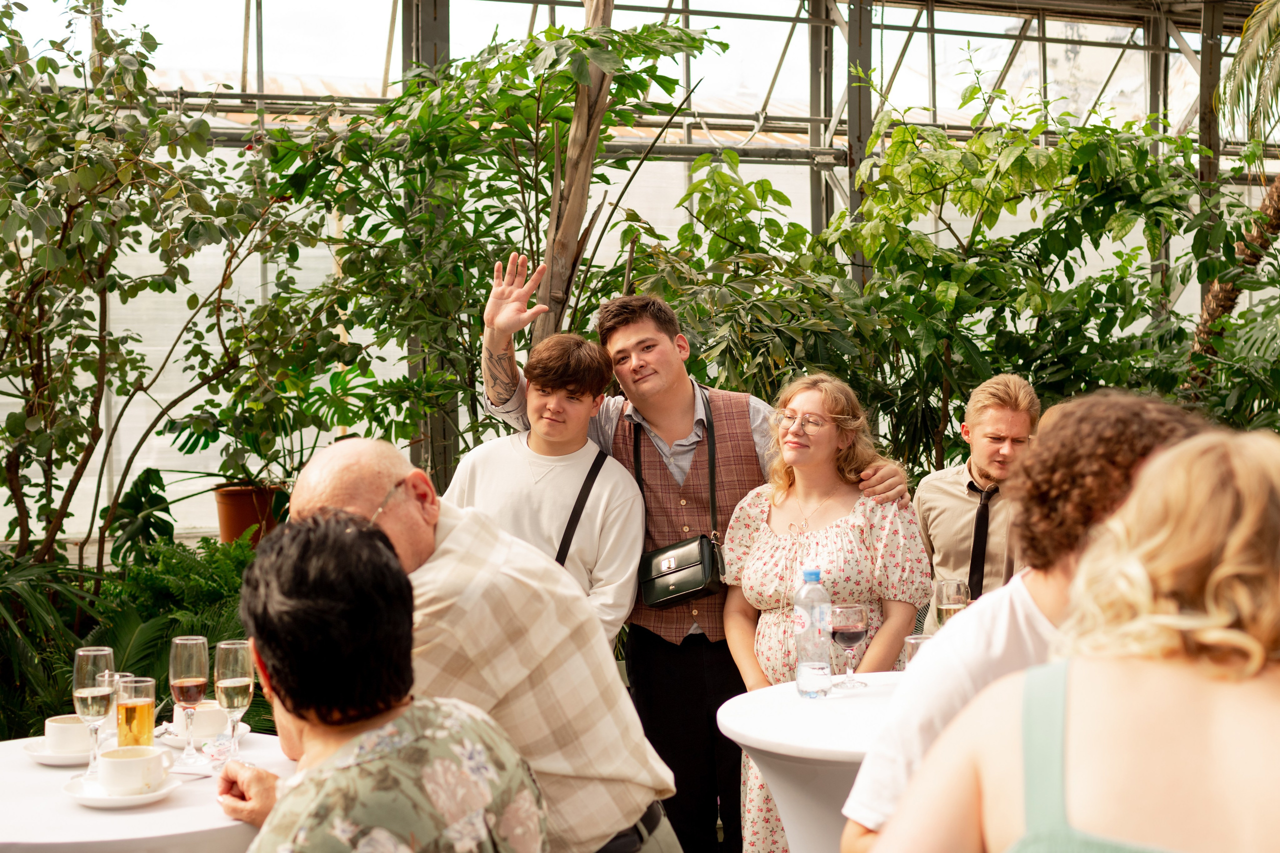 Выездная регистрация в Оранжерее Таврического сада. Свадебный фотограф Кирилл Белый