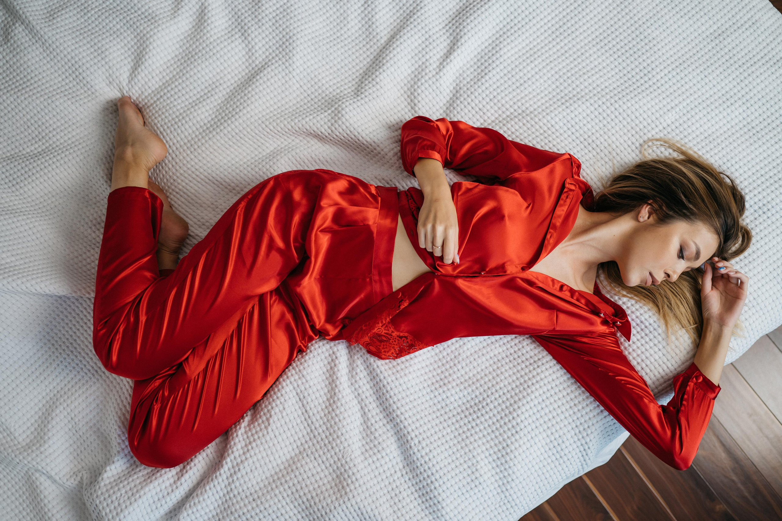 Съемка пижам для PARISHOP. Студия рекламной и предметной съемки товаров WELKO Studio