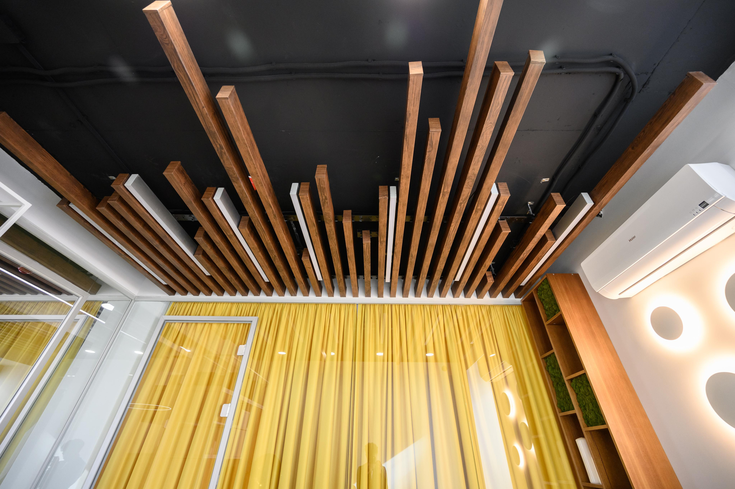 Офис Azat Valeev. Студия рекламной и предметной съемки товаров WELKO Studio