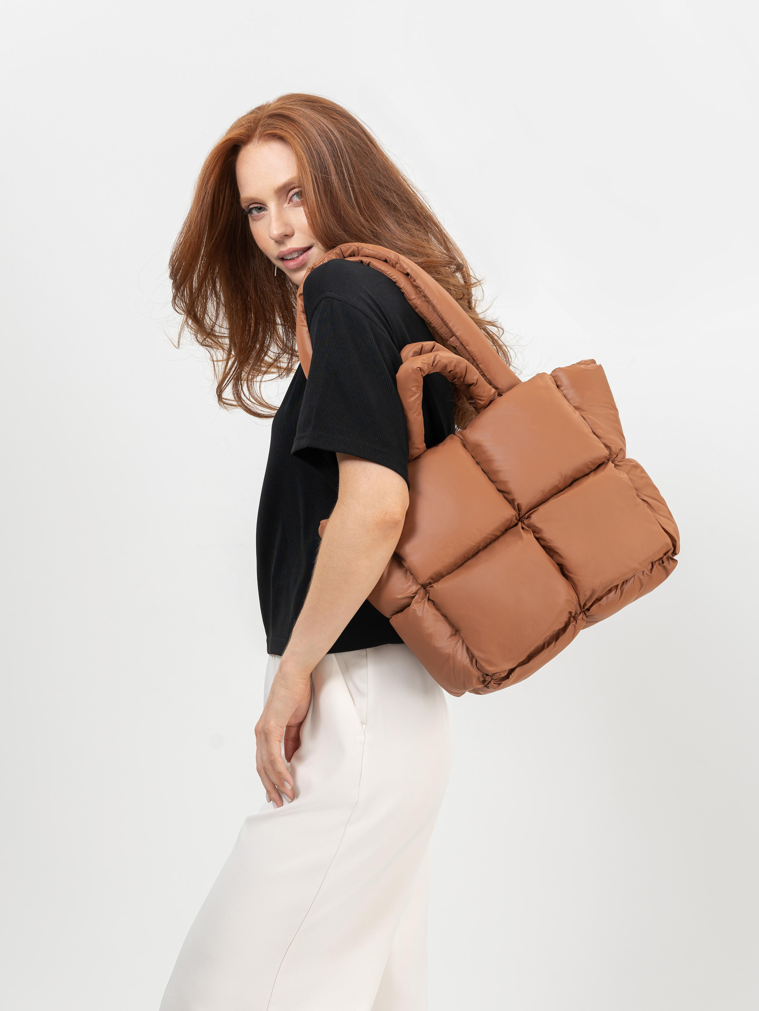 Сумки/клатчи/рюкзаки. Студия рекламной и предметной съемки товаров WELKO Studio