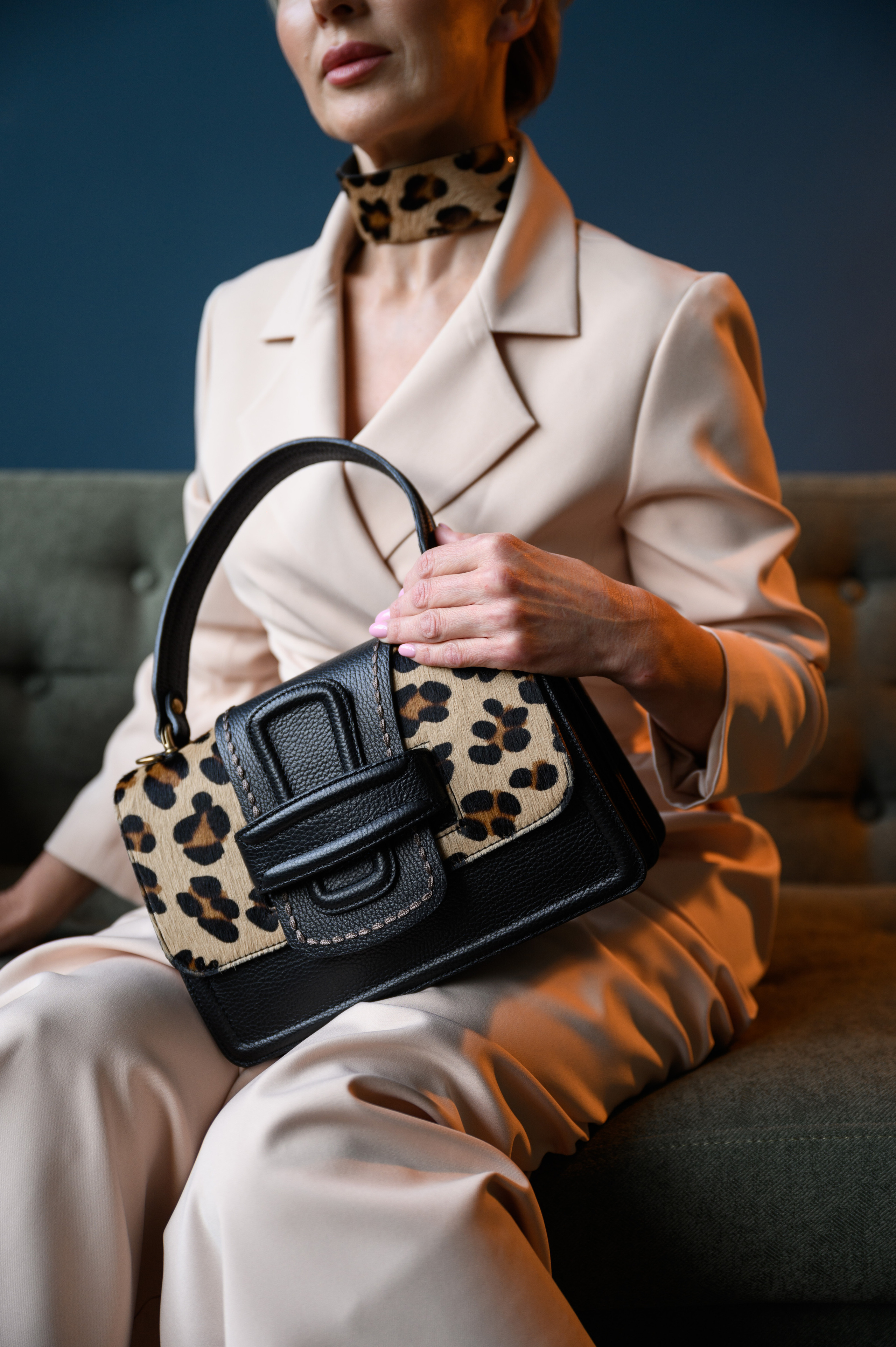 Каталог Девушки. Студия рекламной и предметной съемки товаров WELKO Studio