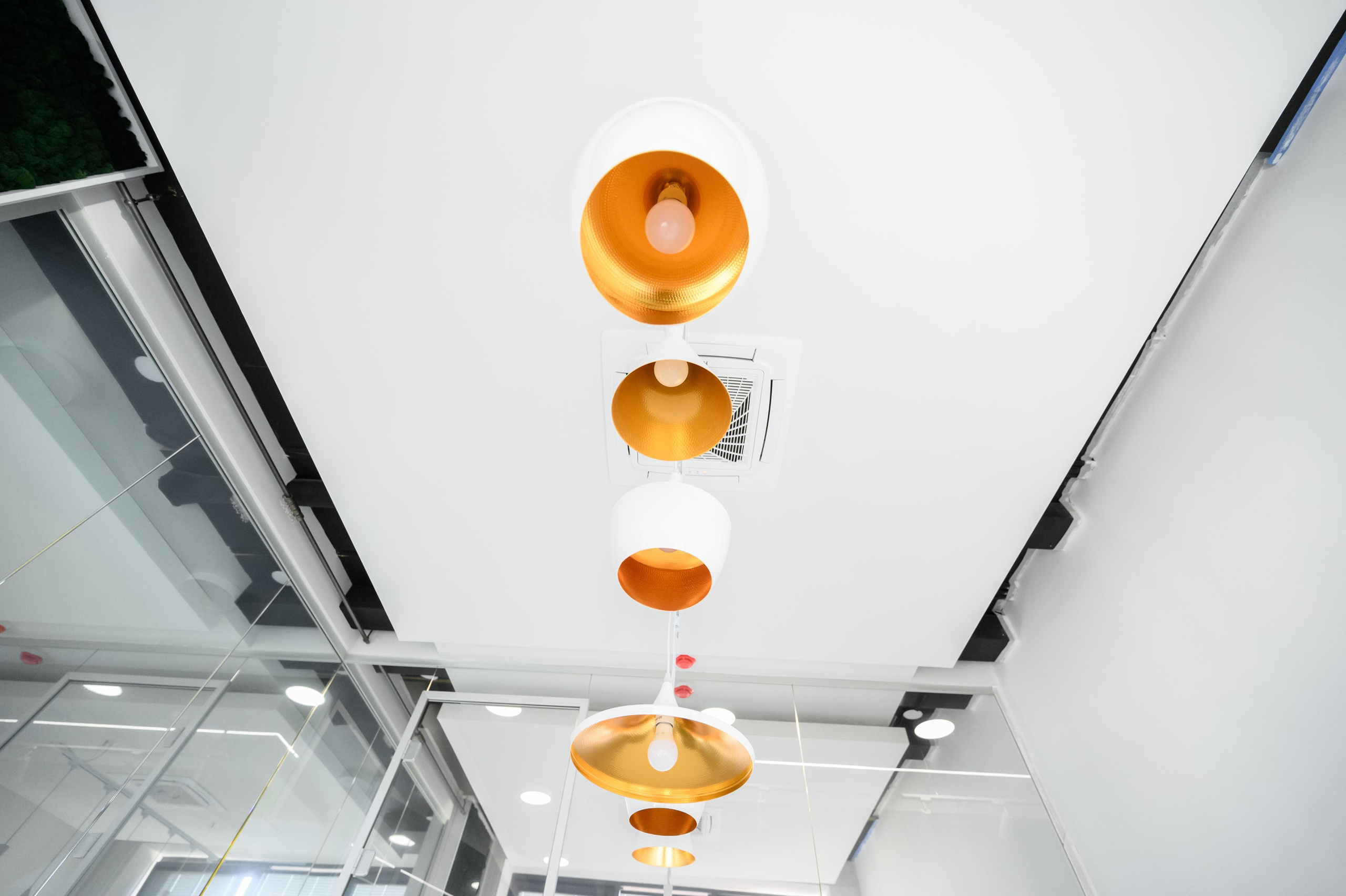 Офис Azat Valeev. Студия рекламной и предметной съемки товаров WELKO Studio