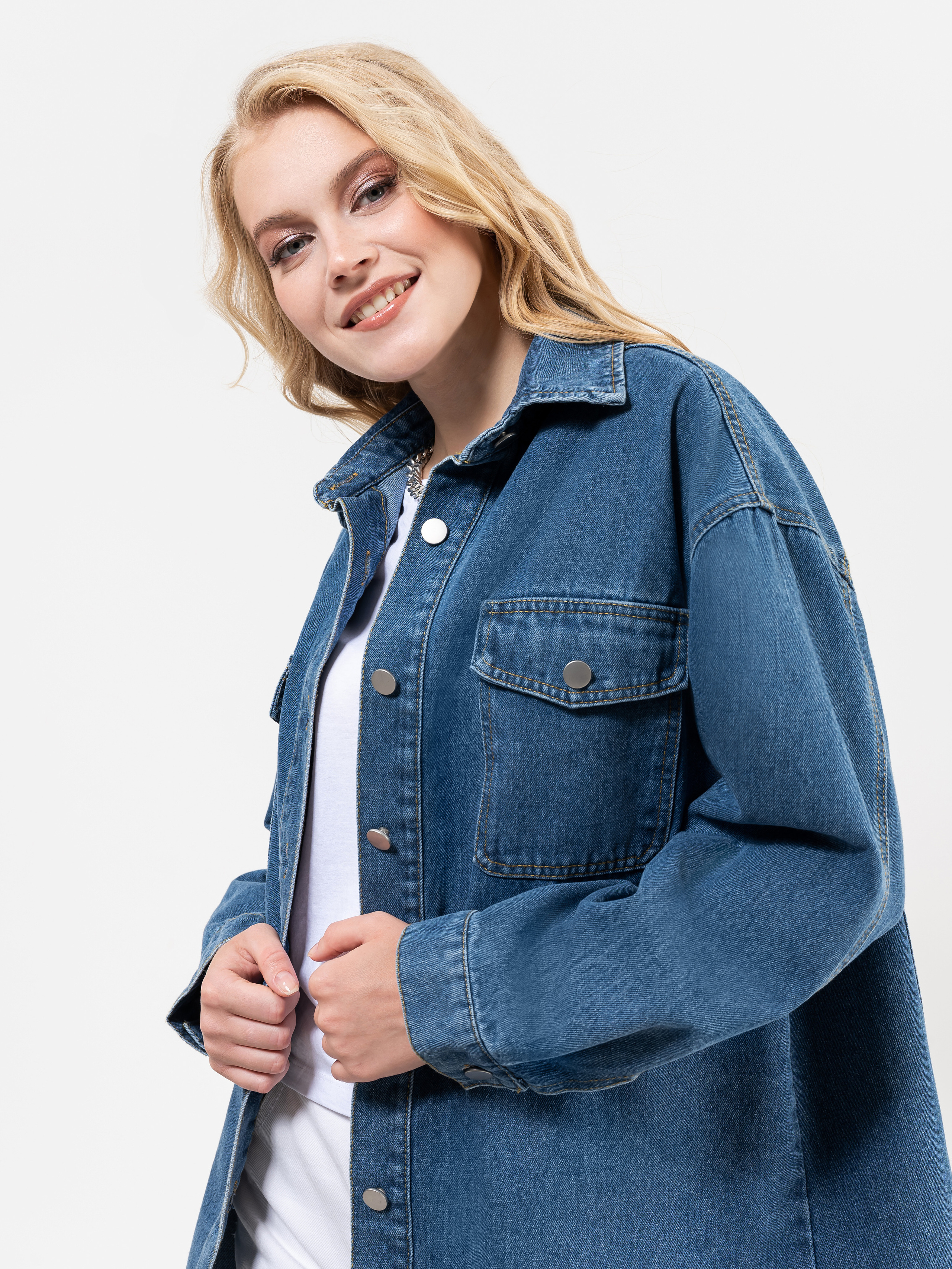 Женская одежда. Студия рекламной и предметной съемки товаров WELKO Studio