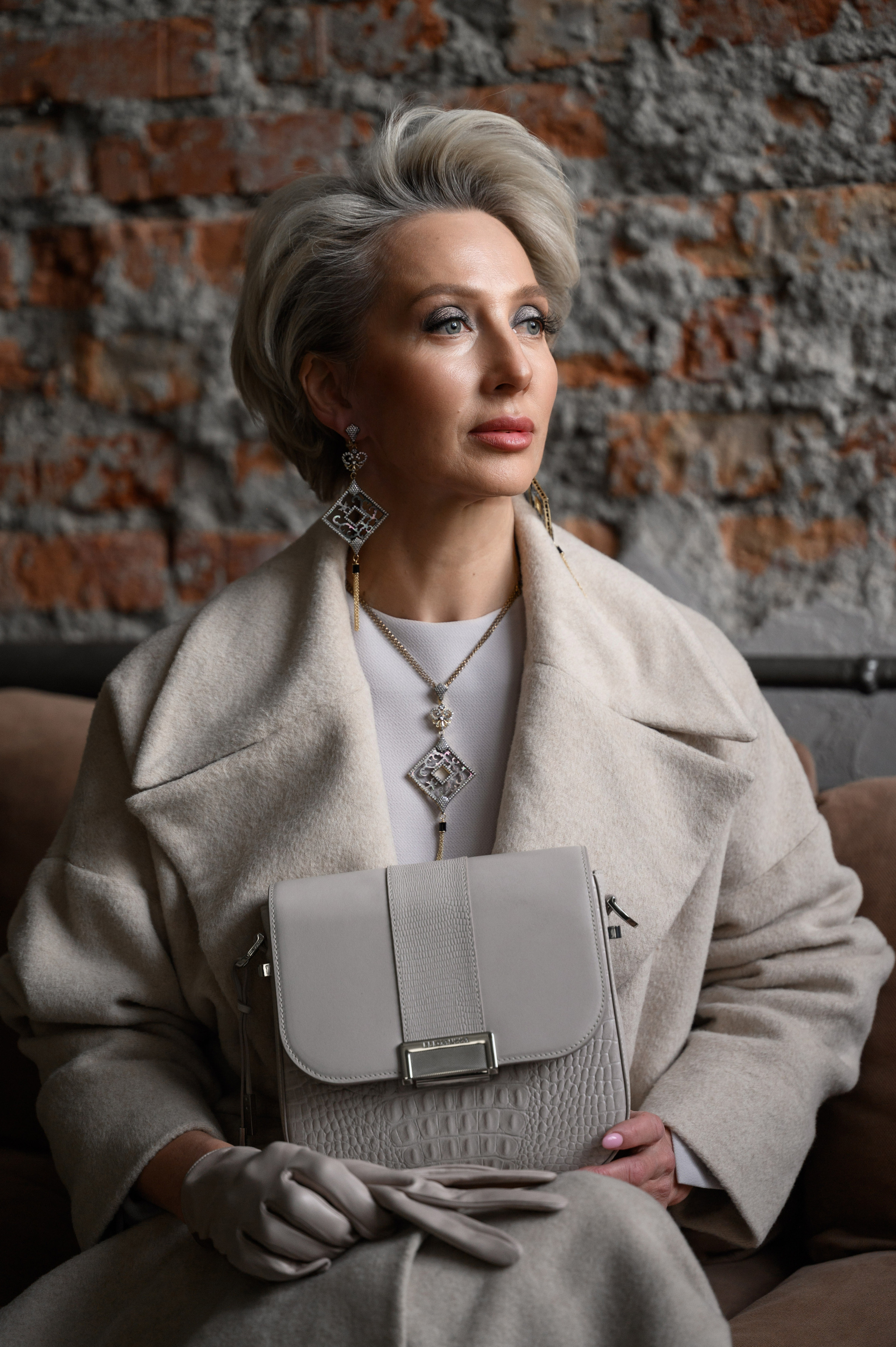 Каталог Девушки. Студия рекламной и предметной съемки товаров WELKO Studio