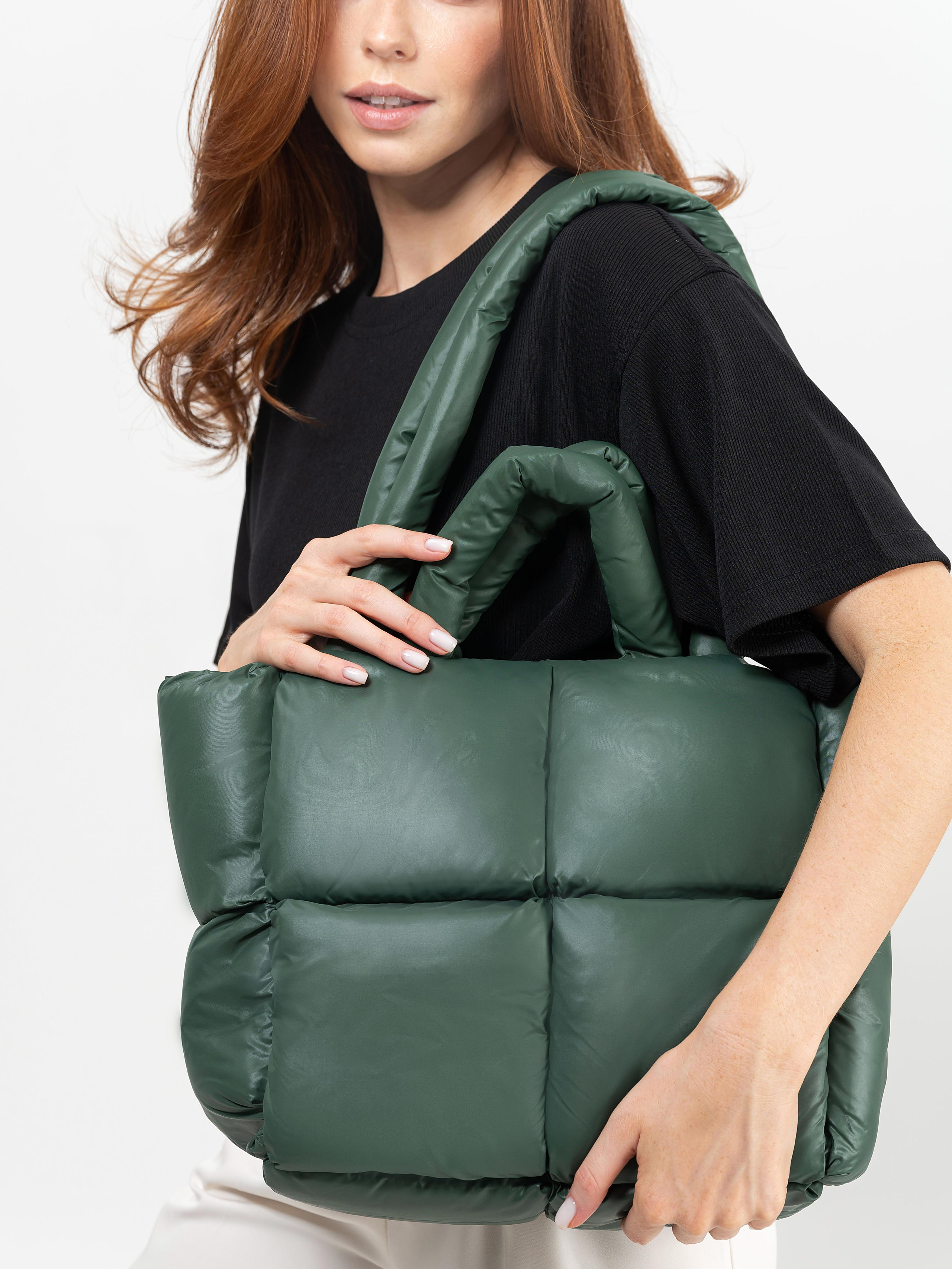 Сумки/клатчи/рюкзаки. Студия рекламной и предметной съемки товаров WELKO Studio