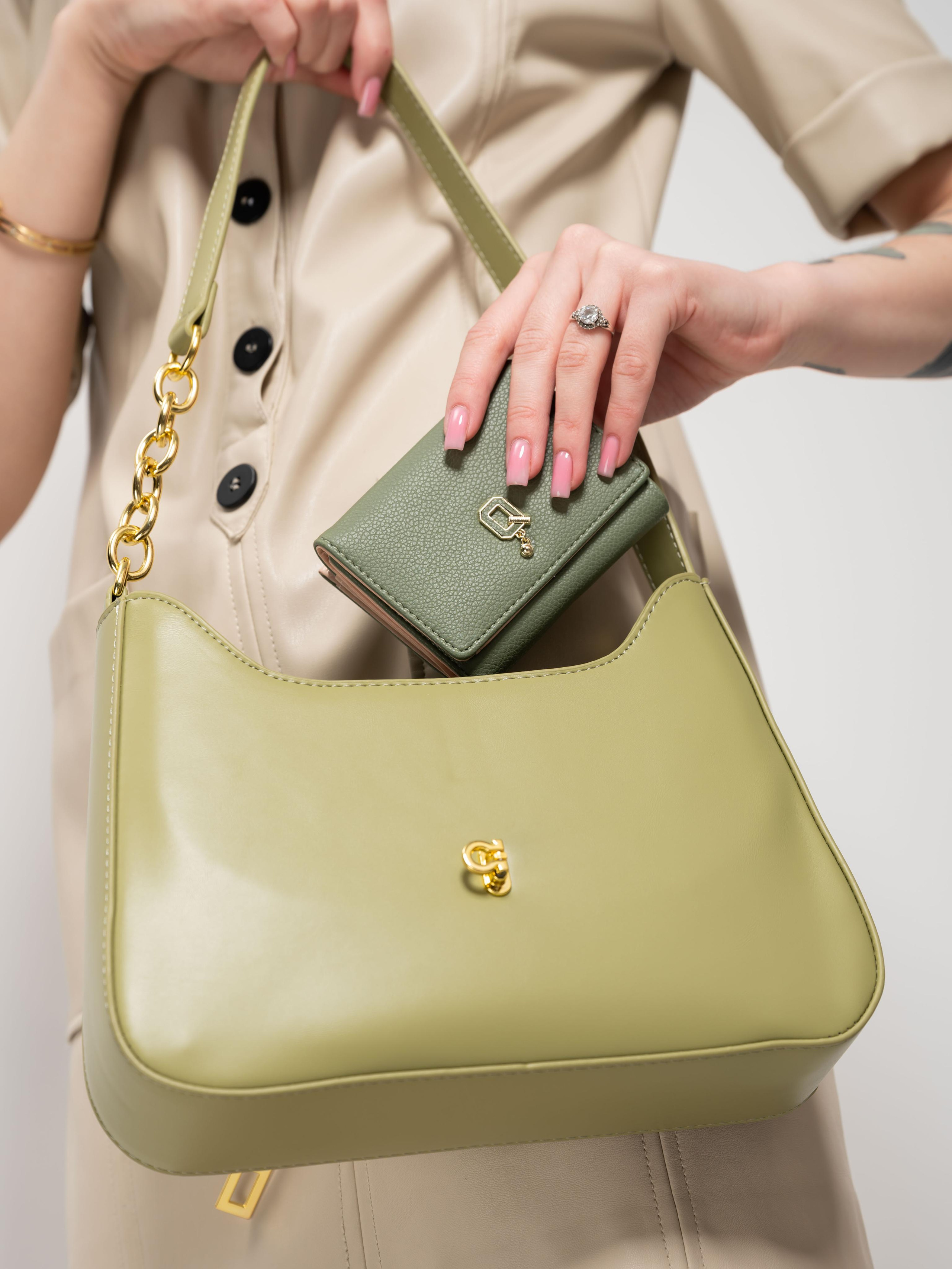 Сумки/клатчи/рюкзаки. Студия рекламной и предметной съемки товаров WELKO Studio