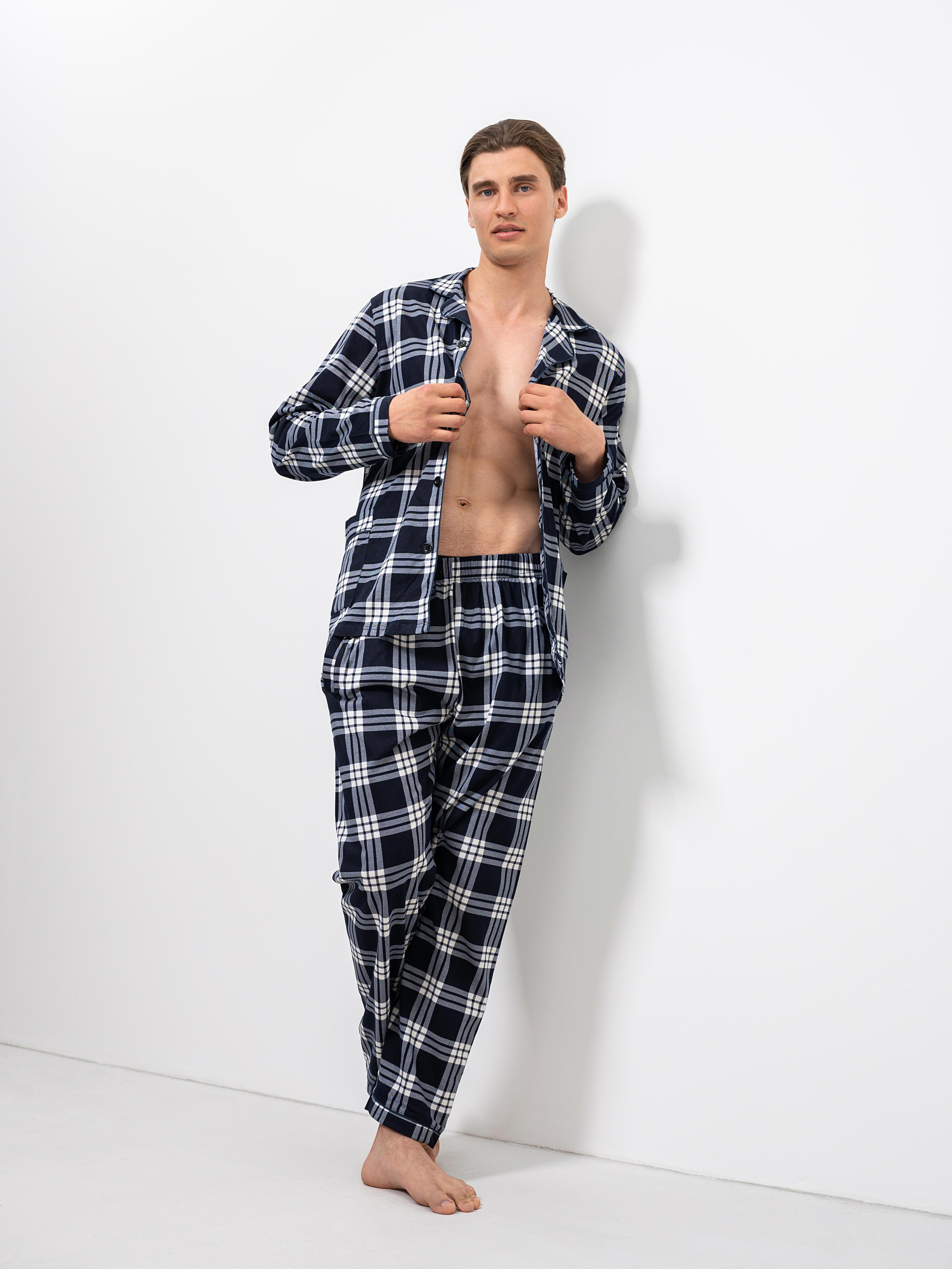 Мужская одежда (каталог). Студия рекламной и предметной съемки товаров WELKO Studio