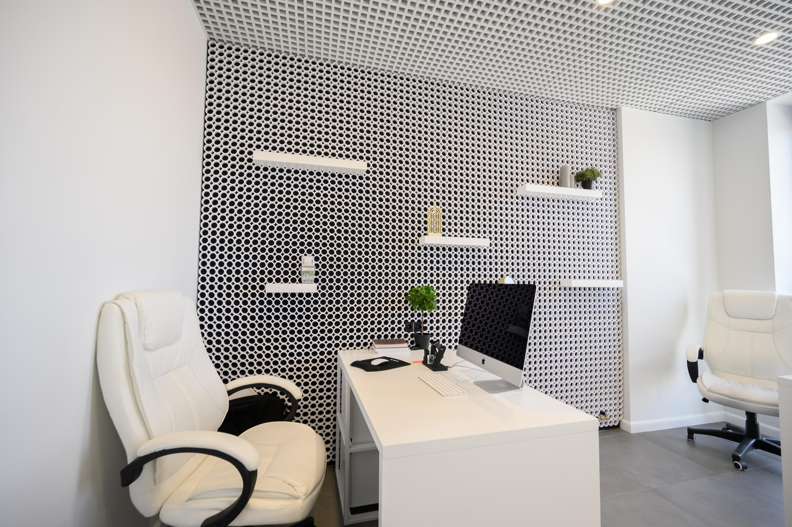 Офис Azat Valeev. Студия рекламной и предметной съемки товаров WELKO Studio