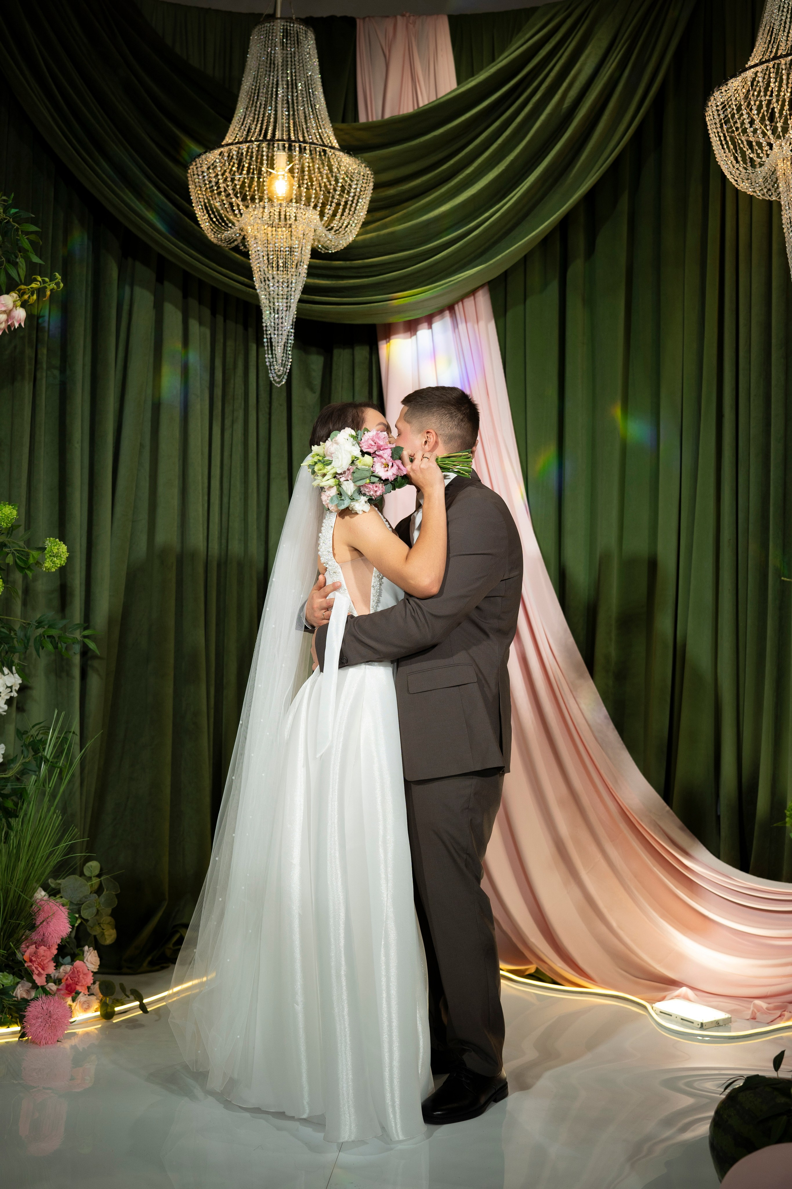 Данил и Регина. Главная