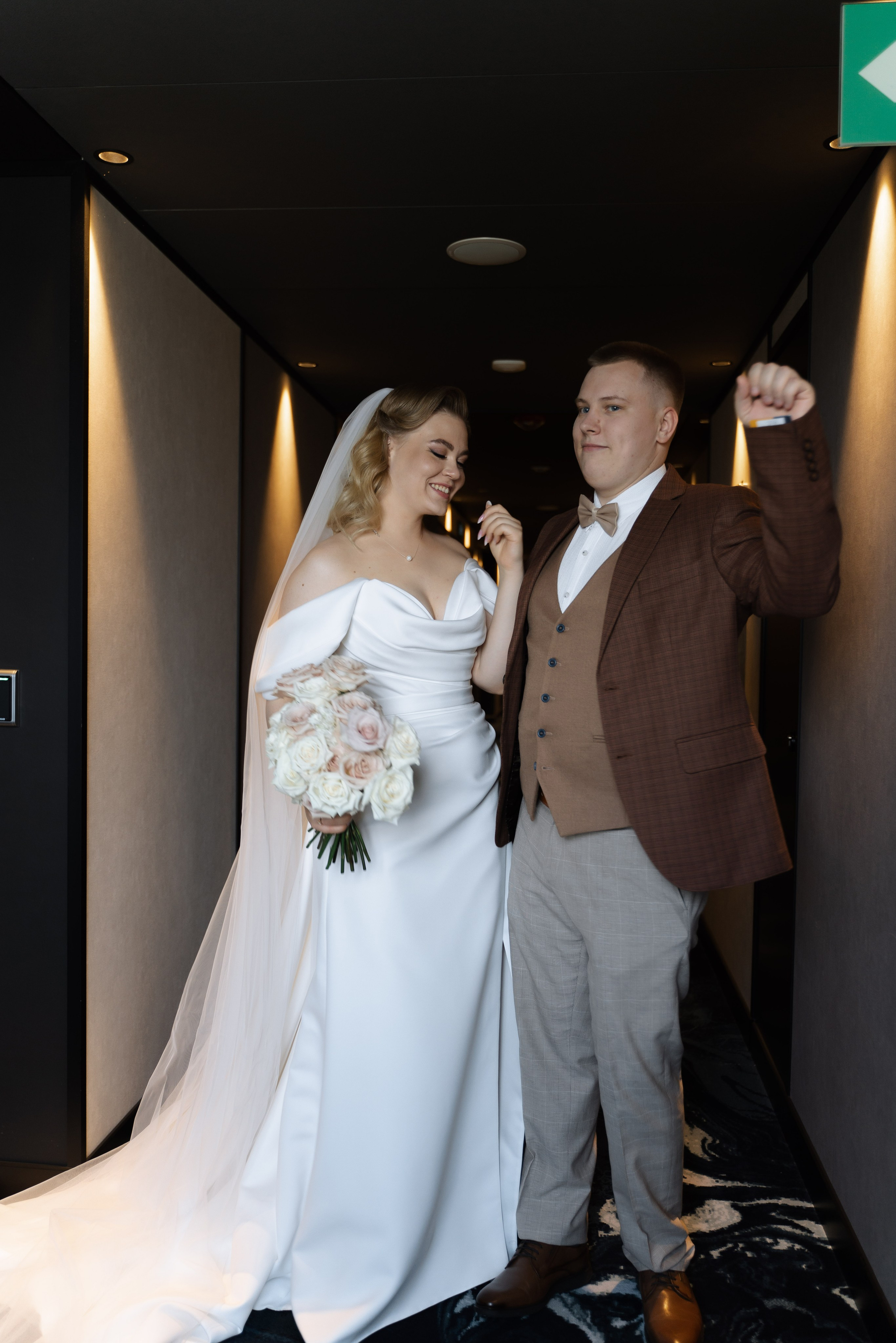 Данил и Евгения. Свадебный фотограф Анастасия Хабарова в Новоуральске и Екатеринбурге