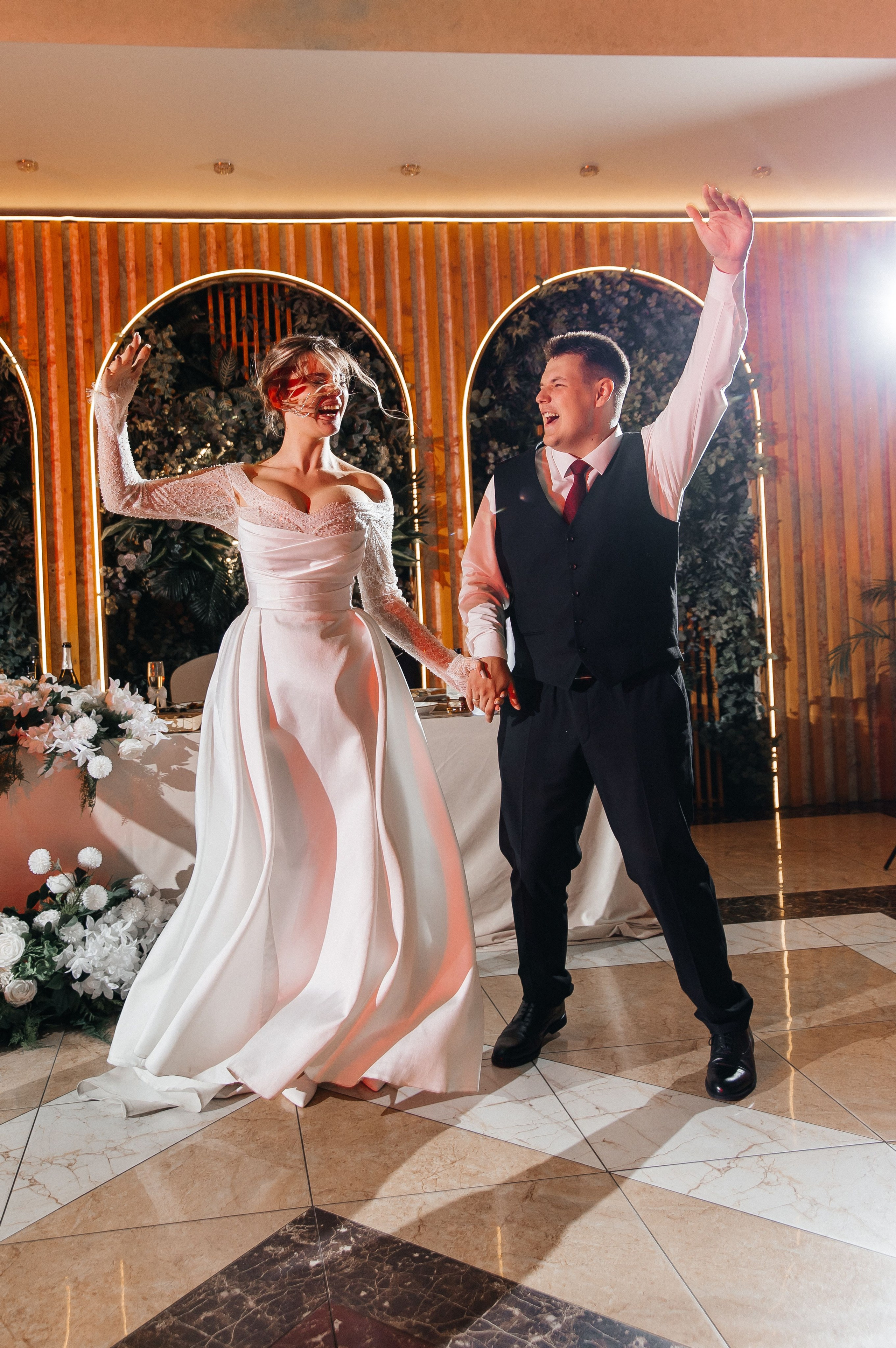 Анонс свадьба Антон и Алёна. Свадебный и семейный фотограф в Севастополе и Крыму Анастасия Сураева