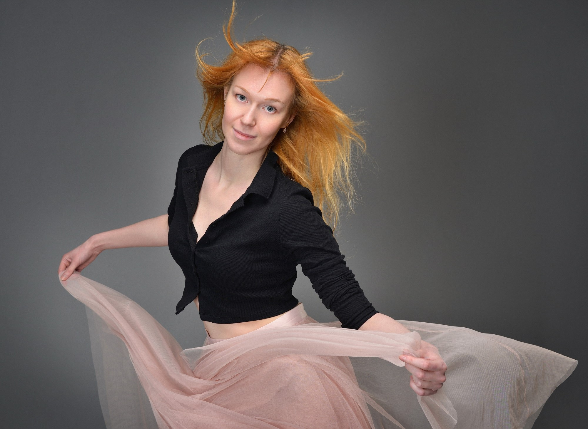 Портреты в студии. Фотограф Максим Мицун. Портрет, свадьба, репортаж, каталог