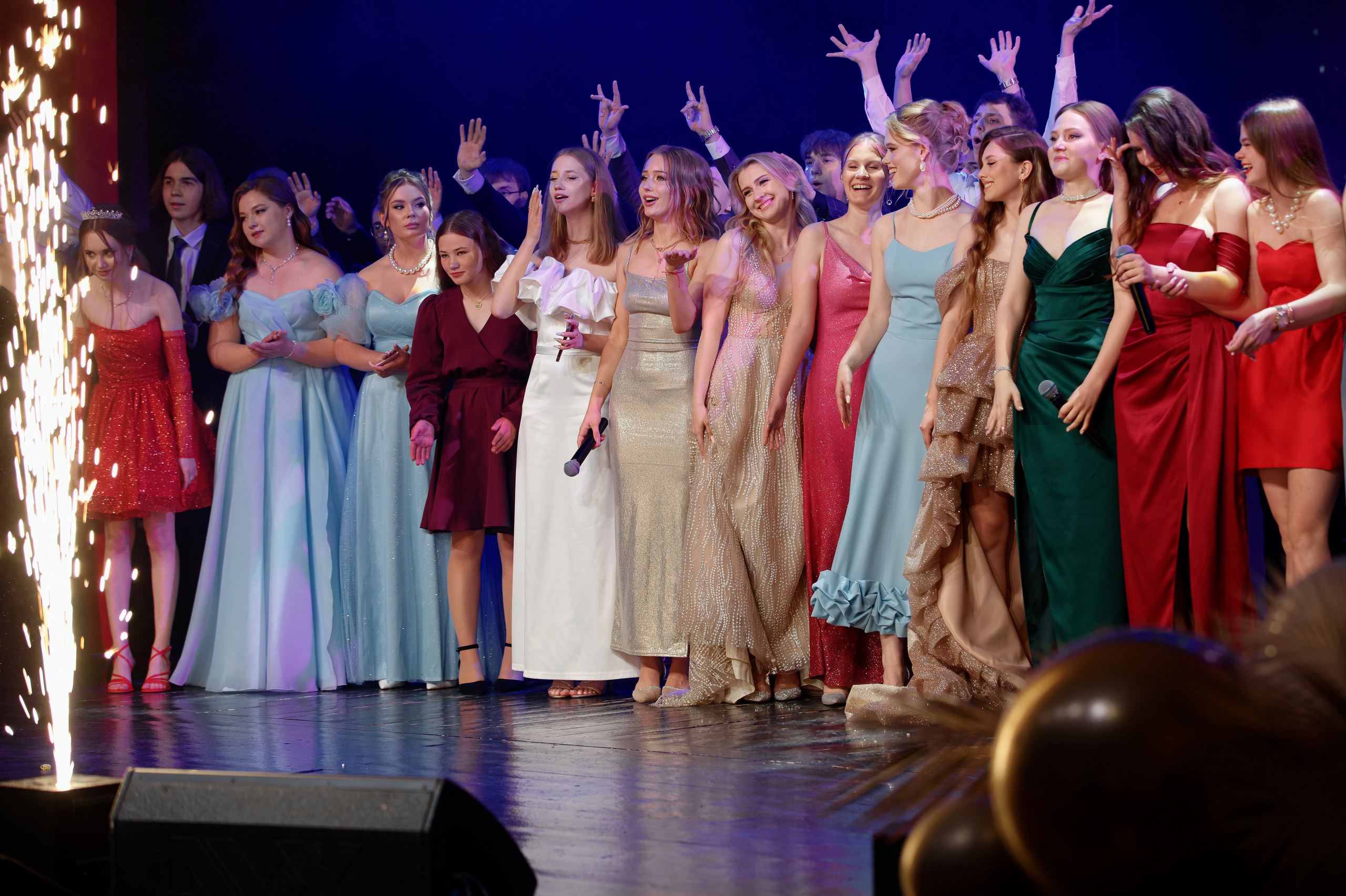 Выпускной школы 56 11Б. Семейный фотограф — Макс Белогрудов