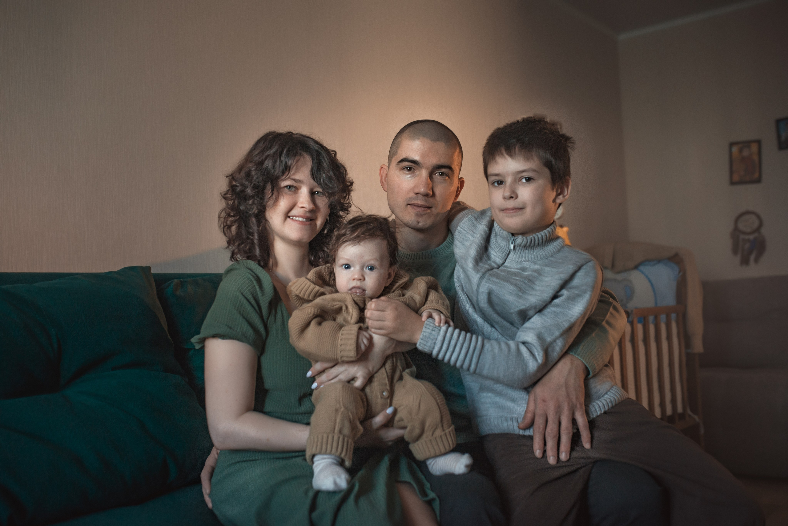 Семья Оксаны и Евгения. Фотограф на крещение в Саратове Марина Грушина