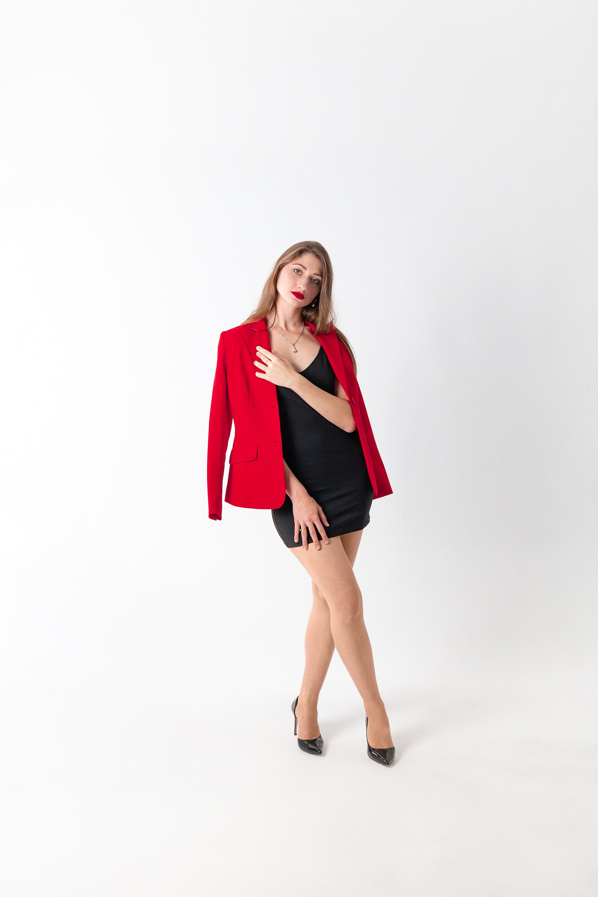 Стилизованная съемка в студии. AI Фотограф Краснодар: мужские и женские фотосессии, стилизация съемки. Нейро-фотосессии онлайн