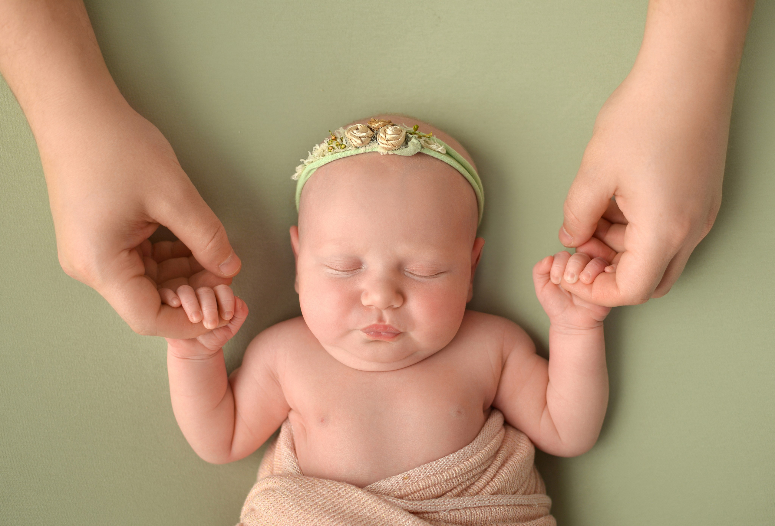 Фотосессия новорожденных Краснодар. Фотограф новорожденных Краснодар Малышенко Надежда