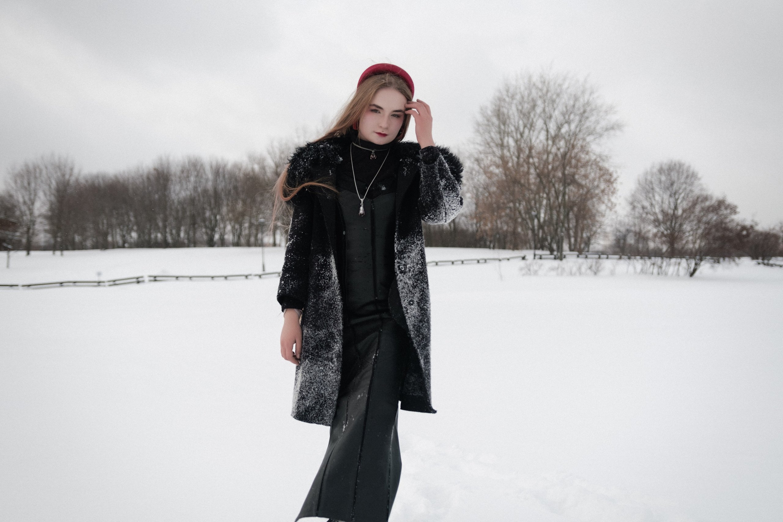 Яна в Коломенском зимой. Фотограф в Москве Максим Скоробогатов