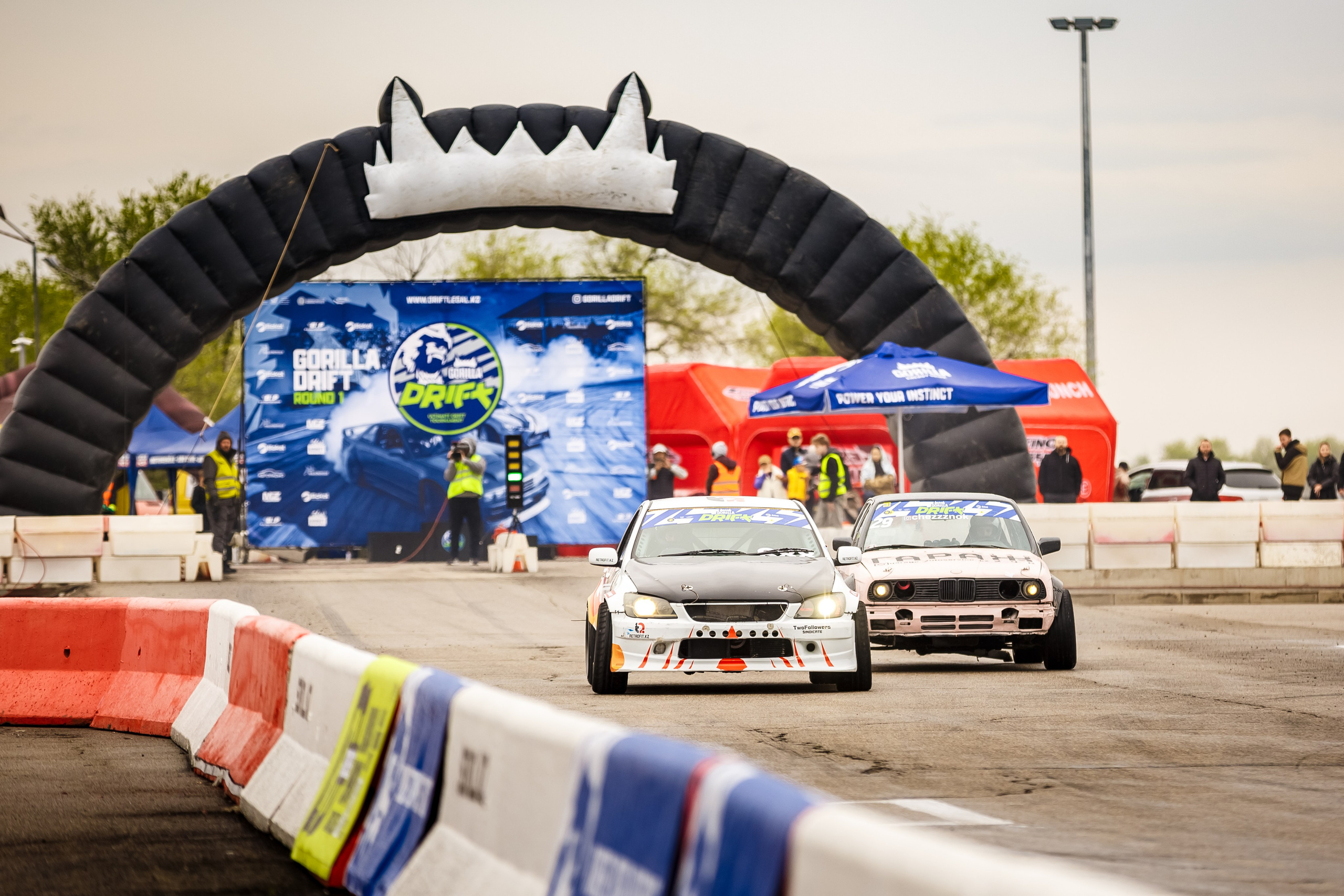 ВСЕ АЛЬБОМЫ ДОСТУПЕНЫ ПО ССЫЛКЕ https://gorillaenergymedia.com/19-04-2026-gorilla-drift-round-1-album-1-nw26qc. Gorillaenergymedia