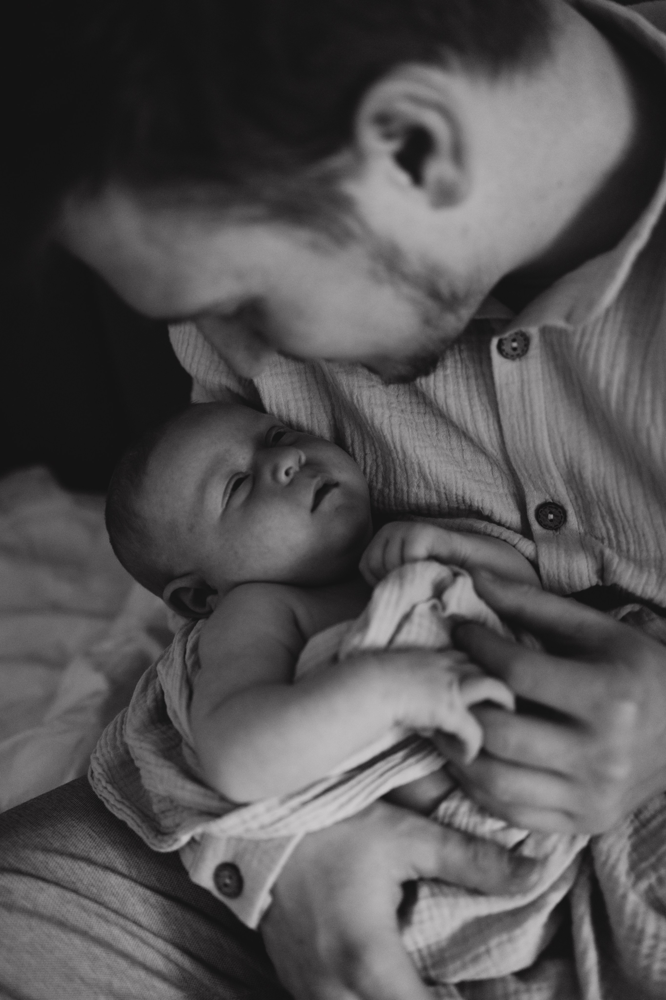 Домашняя фотосессия новорожденного (newborn). Семейный фотограф Москва Юлиана Фетисова