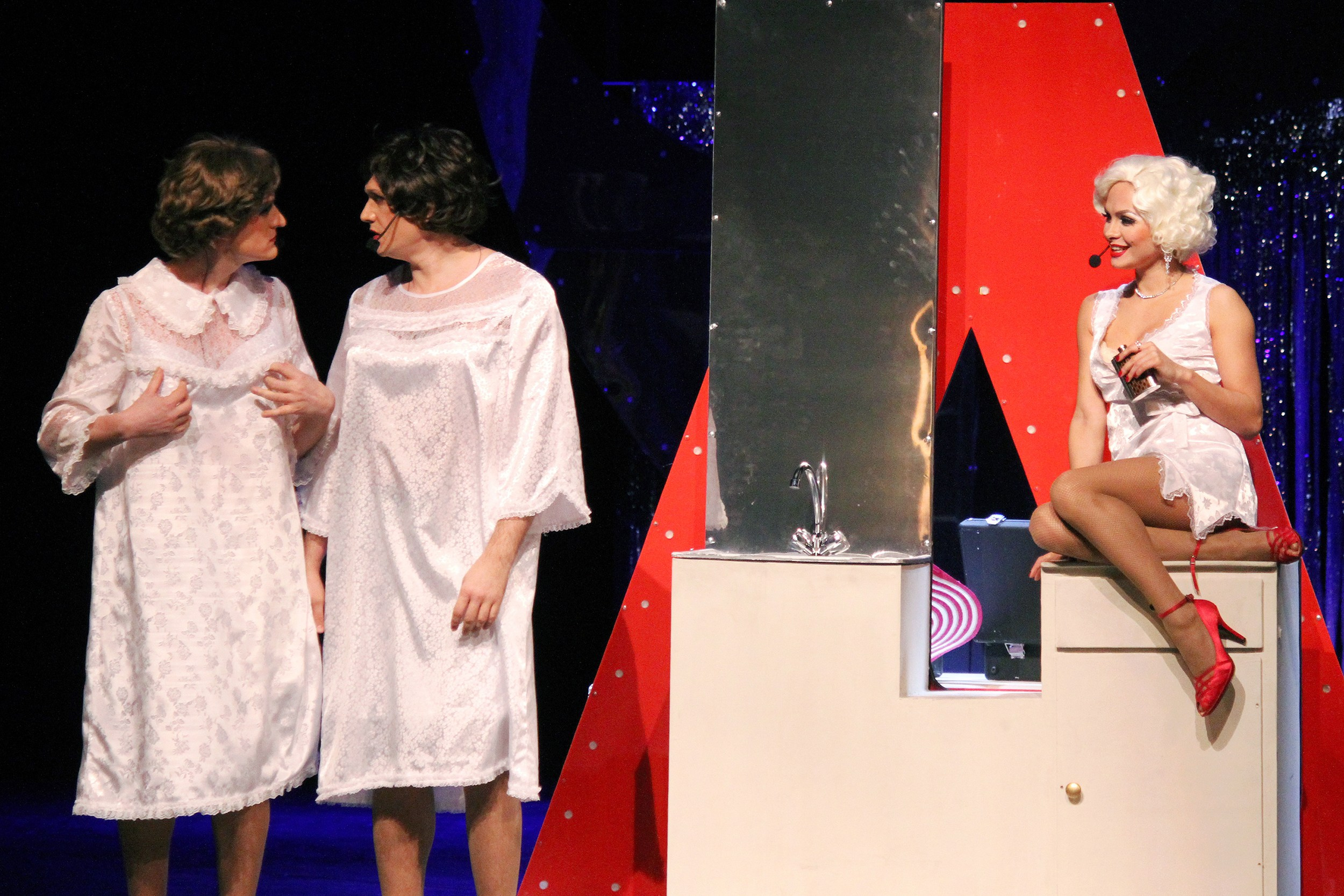 События. Фотографии Марины Бурнашовой