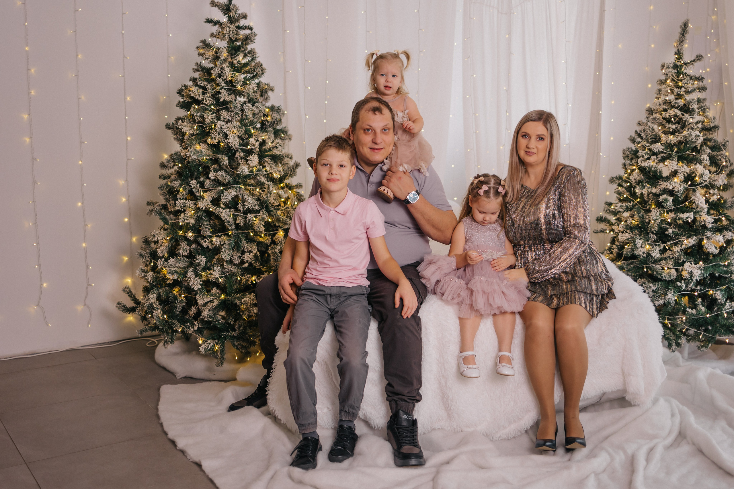 Оля с семьей. СЕМЕЙНЫЙ ФОТОГРАФ В САРАТОВЕ