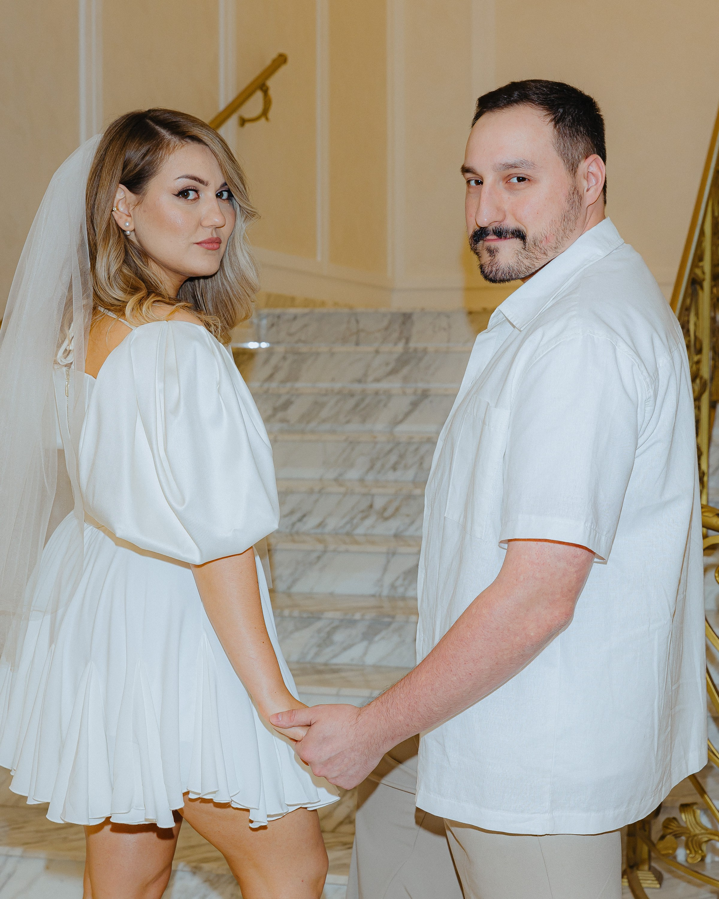 Саша и Аня. Главная