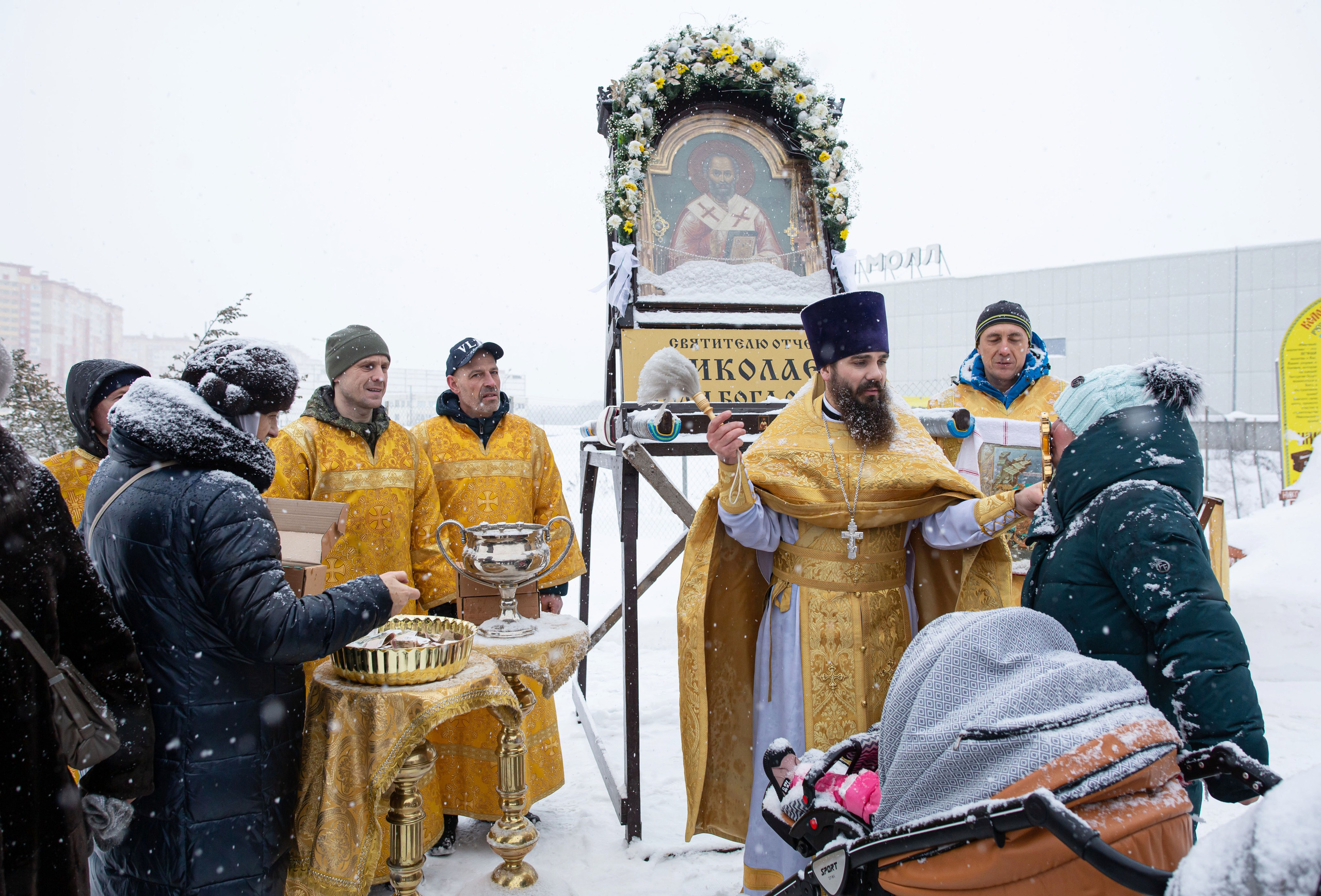 Крестный ход по д. Островцы Раменского городского округа. Семейный и детский фотограф Анна Петракова