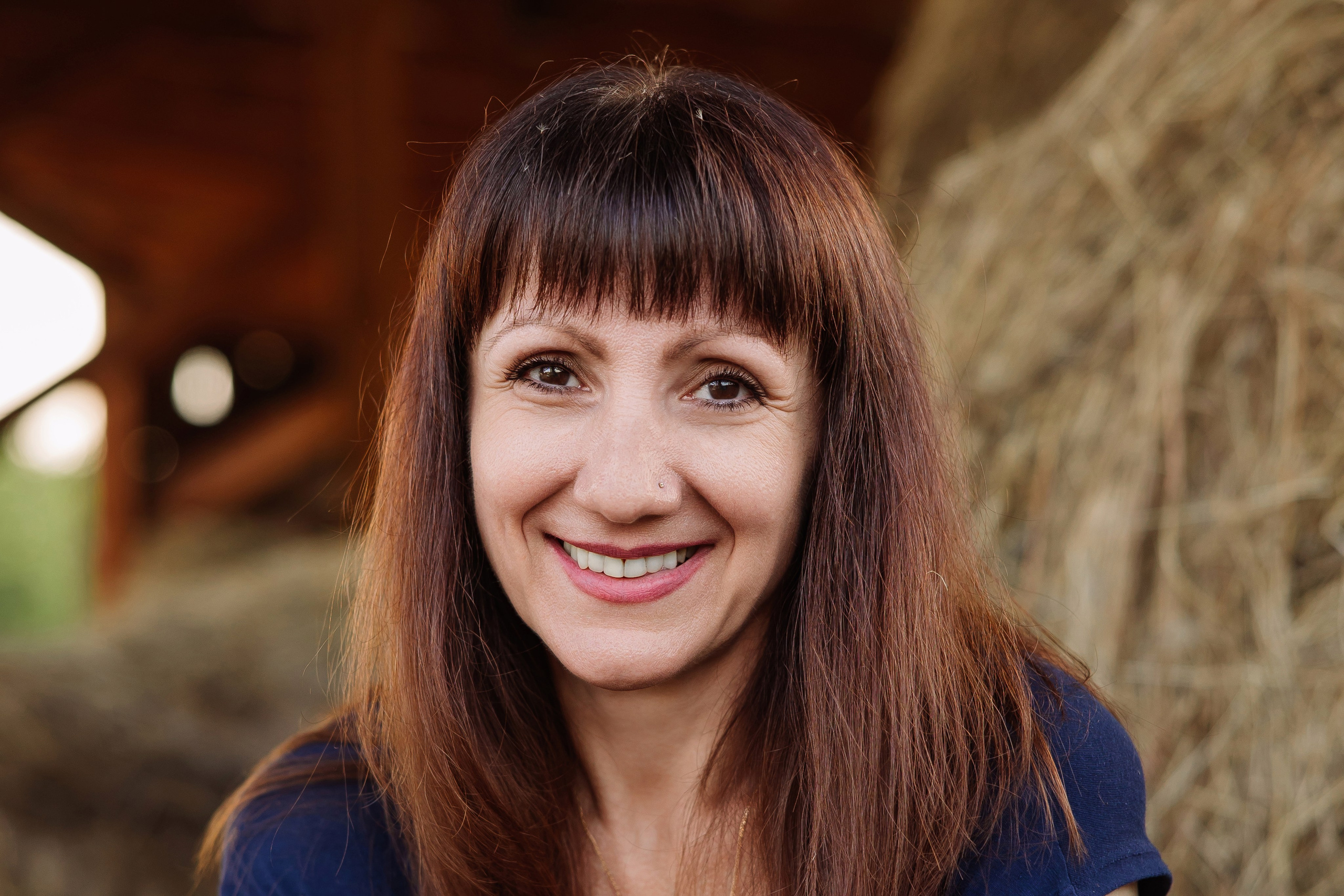 Фотограф Анна Крылова - женский портрет на сеновале