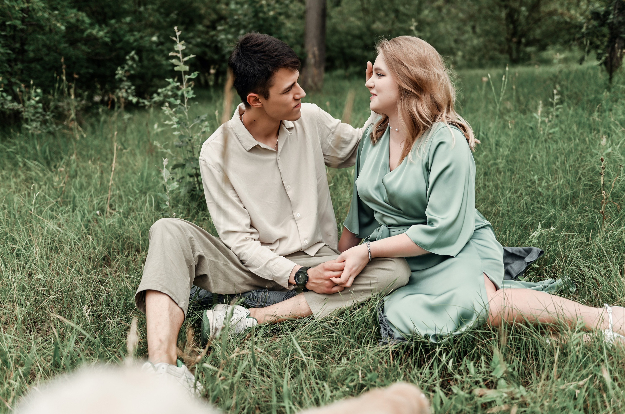 Love story прогулка вместе с песиком))). Свадебный, семейный, детский, контент фотограф в Омске Максим Ильин